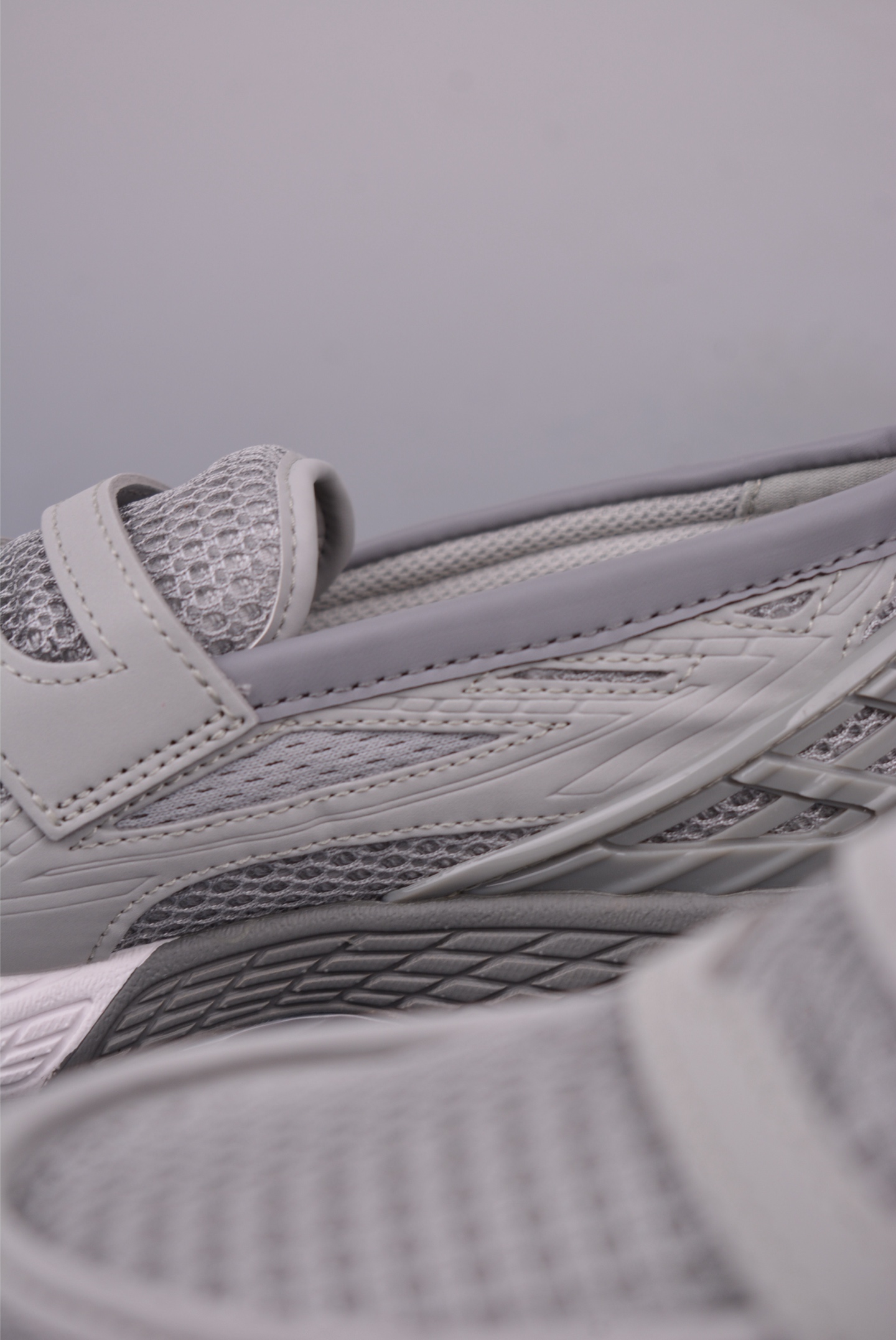 New Balance1906R乐福鞋 便捷穿脱设计一脚蹬 U1906LGR-Chinese UA Cheap High Quatity Brand Clothes Bags handbags Sneakers wholesale wholesaler seller from China Factory suppliers Fashion Clothing Shoes best Quality Beautiful Price New Balance1906R乐福鞋 便捷穿脱设计一脚蹬 U1906LGR