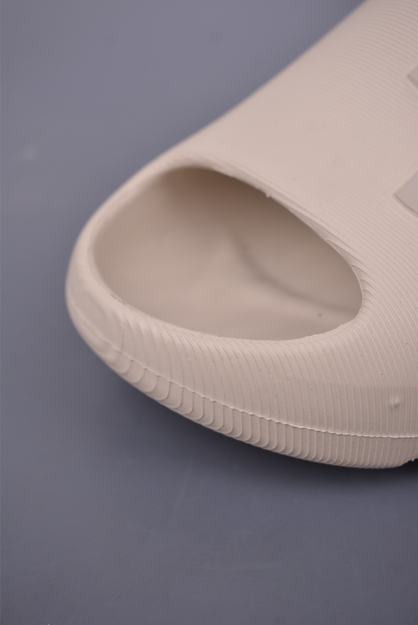 NY美国榄球洋基队限定 x 韩国限定MLB MLB 夏季单品 韩国代购品质 MLB 拖鞋-Chinese UA Cheap High Quatity Brand Clothes Bags handbags Sneakers wholesale wholesaler seller from China Factory suppliers Fashion Clothing Shoes best Quality Beautiful Price NY美国榄球洋基队限定 x 韩国限定MLB MLB 夏季单品 韩国代购品质 MLB 拖鞋