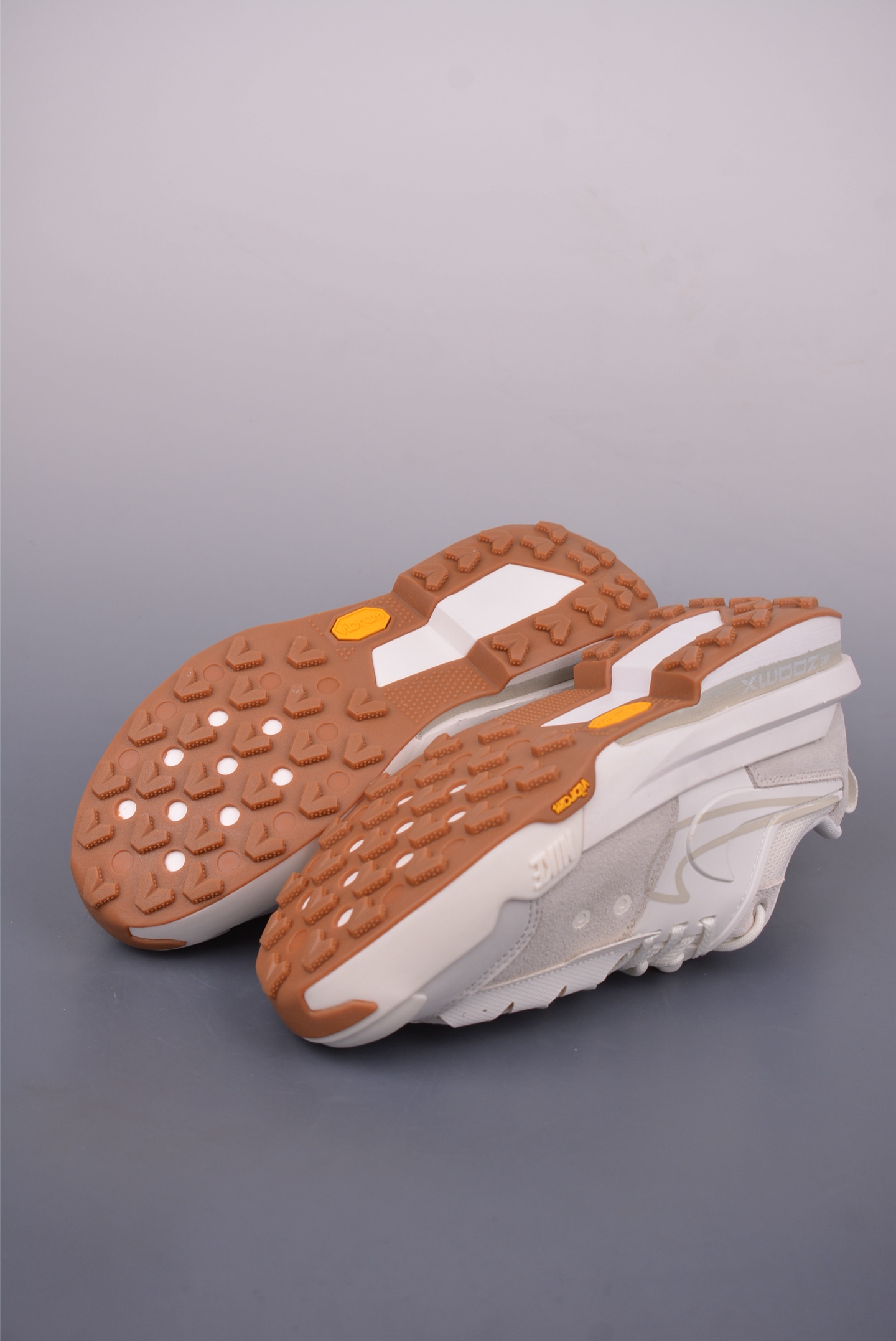 Sacai x Nike Zegamadome SP 联名款 机能风休闲运动鞋  HQ8618-005