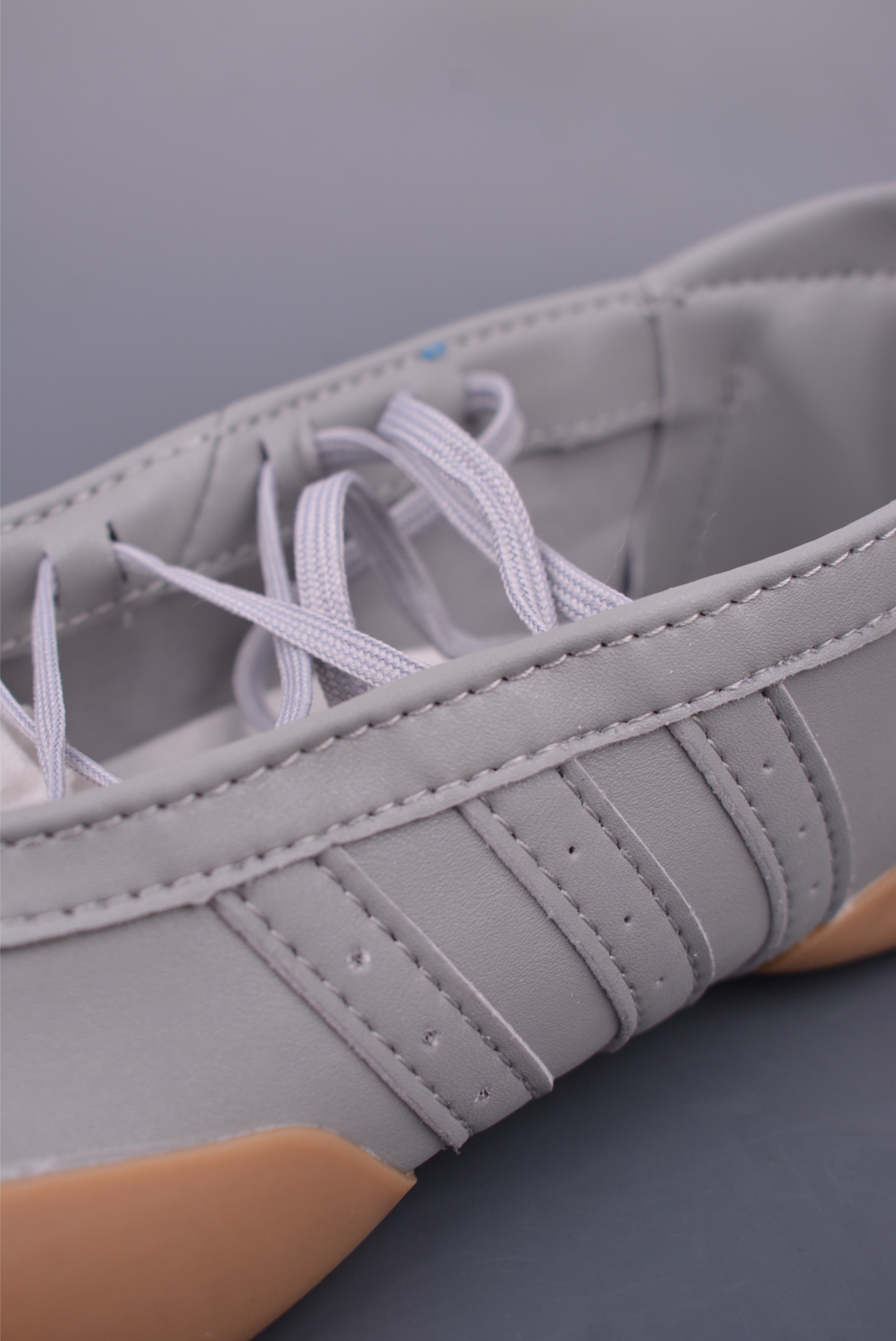 adidas TAEKWONDO MEI W OFF 芭蕾风运动鞋  JR7032