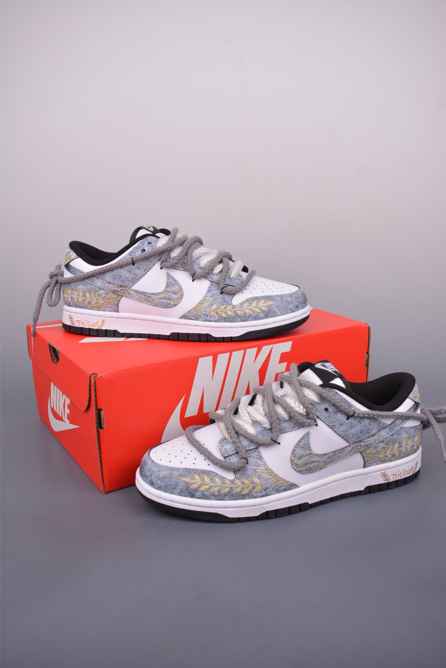 Nike SB Dunk Low 麦穗灰绑带 解构抽绳鞋带 DD1391-100-Chinese UA Cheap High Quatity Brand Clothes Bags handbags Sneakers wholesale wholesaler seller from China Factory suppliers Fashion Clothing Shoes best Quality Beautiful Price Nike SB Dunk Low 麦穗灰绑带 解构抽绳鞋带 DD1391-100