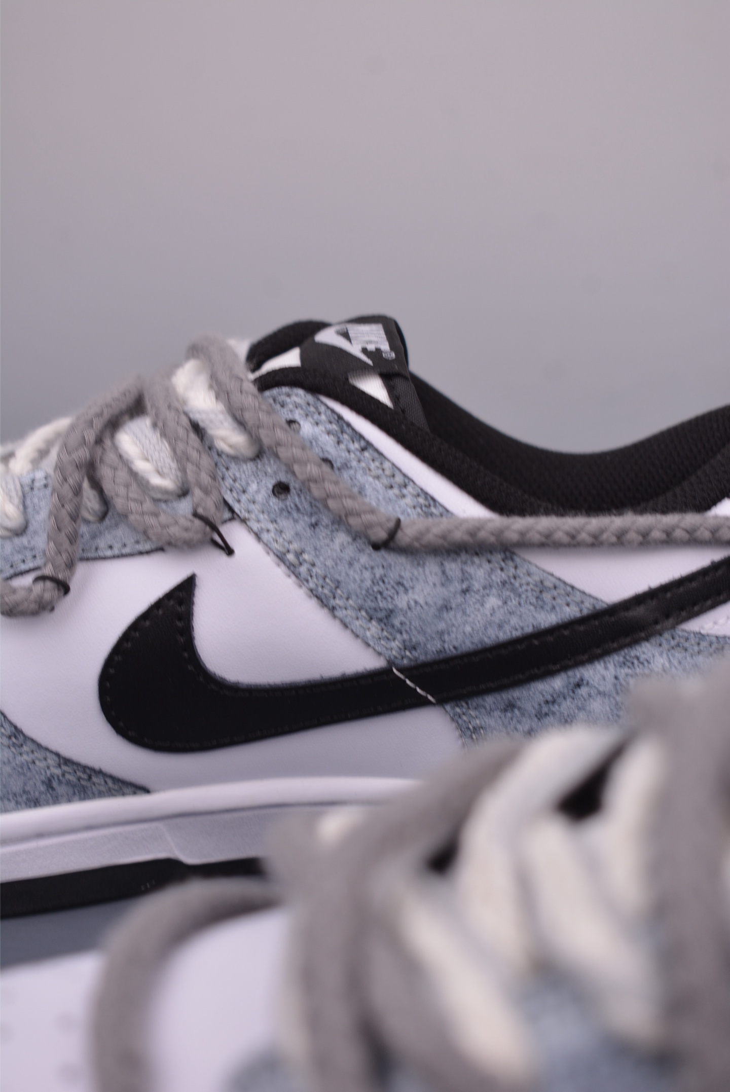 Nike SB Dunk Low 麦穗灰绑带 解构抽绳鞋带 DD1391-100-Chinese UA Cheap High Quatity Brand Clothes Bags handbags Sneakers wholesale wholesaler seller from China Factory suppliers Fashion Clothing Shoes best Quality Beautiful Price Nike SB Dunk Low 麦穗灰绑带 解构抽绳鞋带 DD1391-100