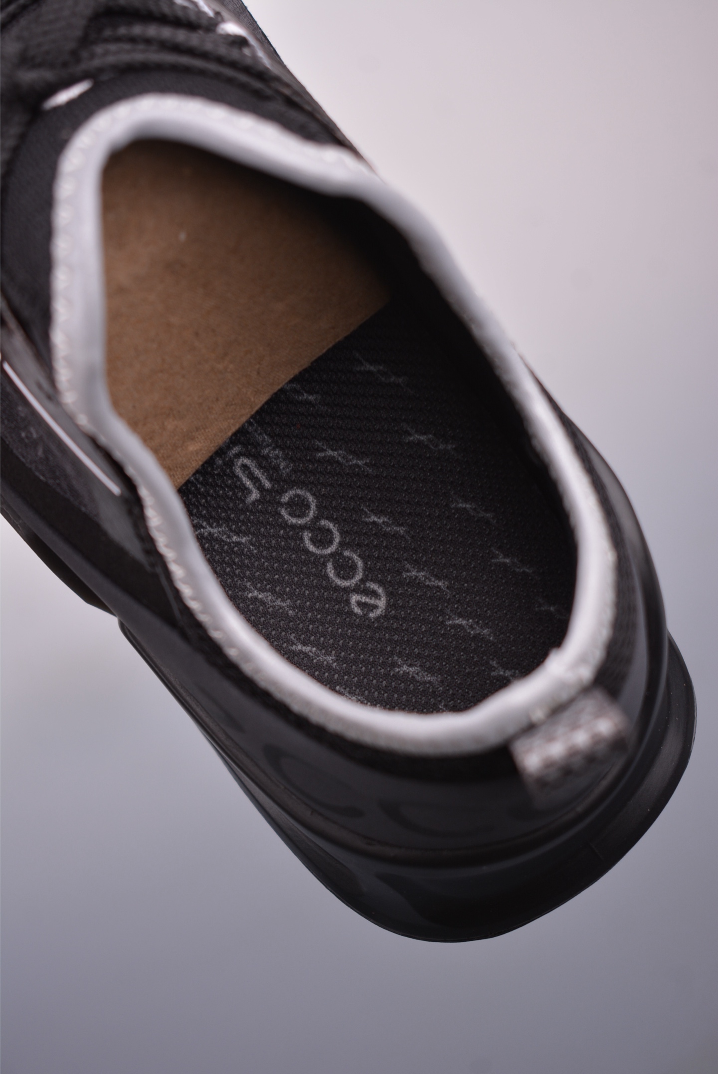 夏季Ecco 爱步网布透气经典健步系列2.1 精选小牛皮面料 百搭休闲跑步鞋 822804-Chinese UA Cheap High Quatity Brand Clothes Bags handbags Sneakers wholesale wholesaler seller from China Factory suppliers Fashion Clothing Shoes best Quality Beautiful Price 夏季Ecco 爱步网布透气经典健步系列2.1 精选小牛皮面料 百搭休闲跑步鞋 822804