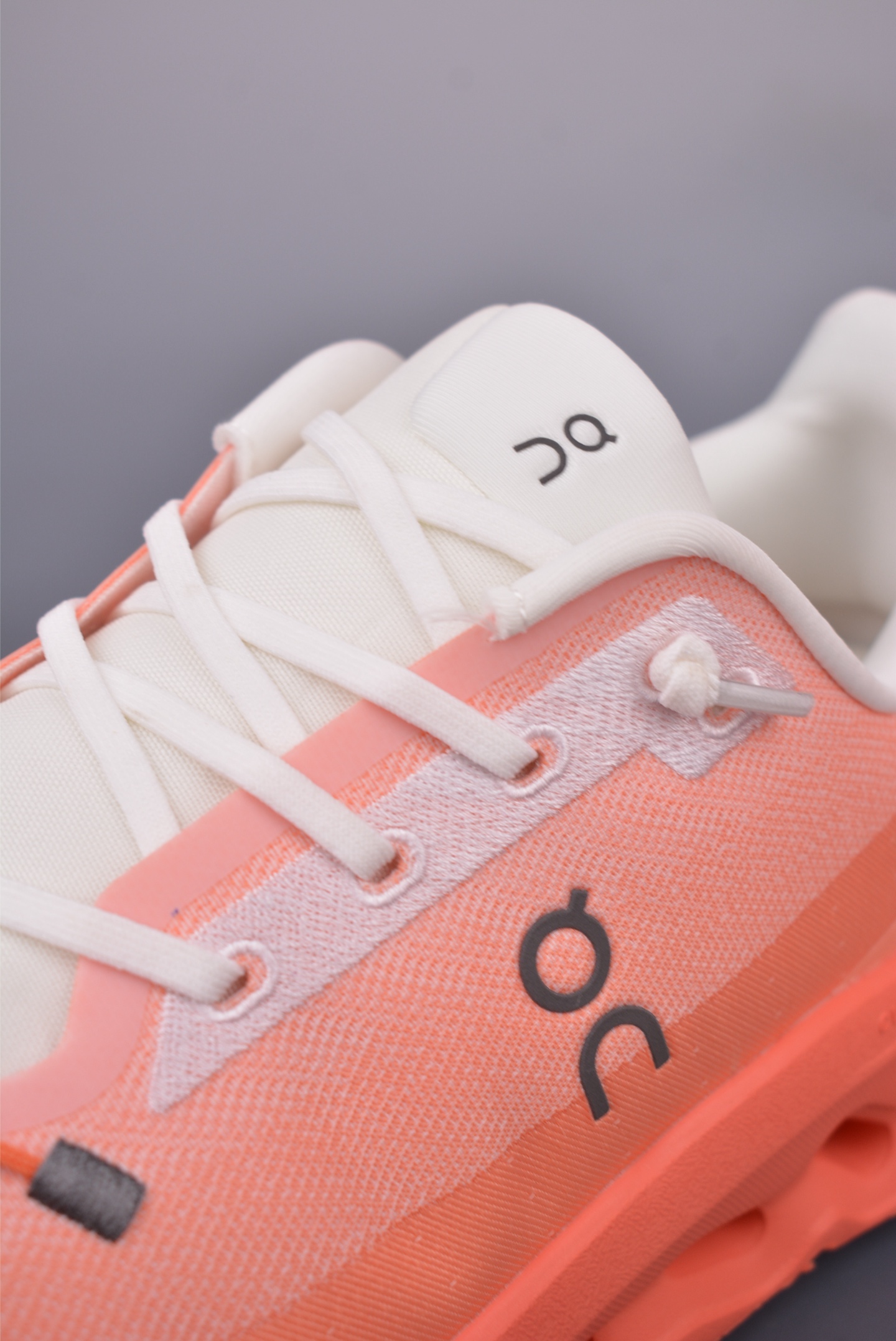 On Running Cloudtilt Loewe Inspired Outdoor Street Style Running Shoes 7 i1748978879004 3328 0 6