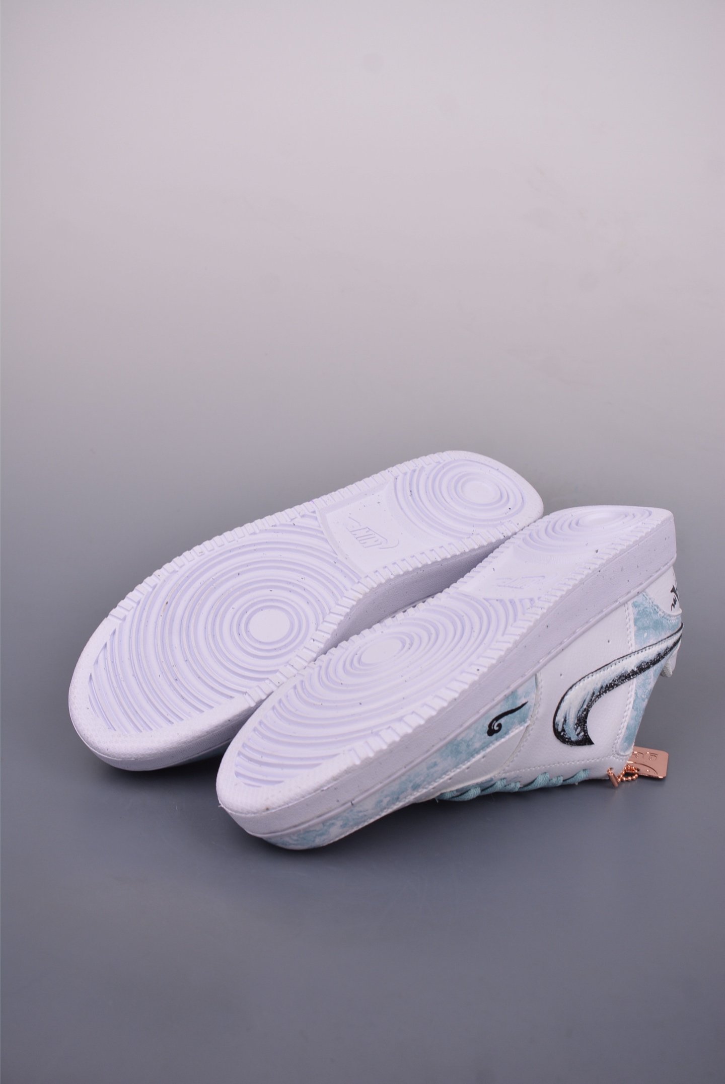 Nike Court Vision Low Hand-Painted Graffiti Sneakers - Versatile & Breathable 4 i1748979336454 2147 0 2