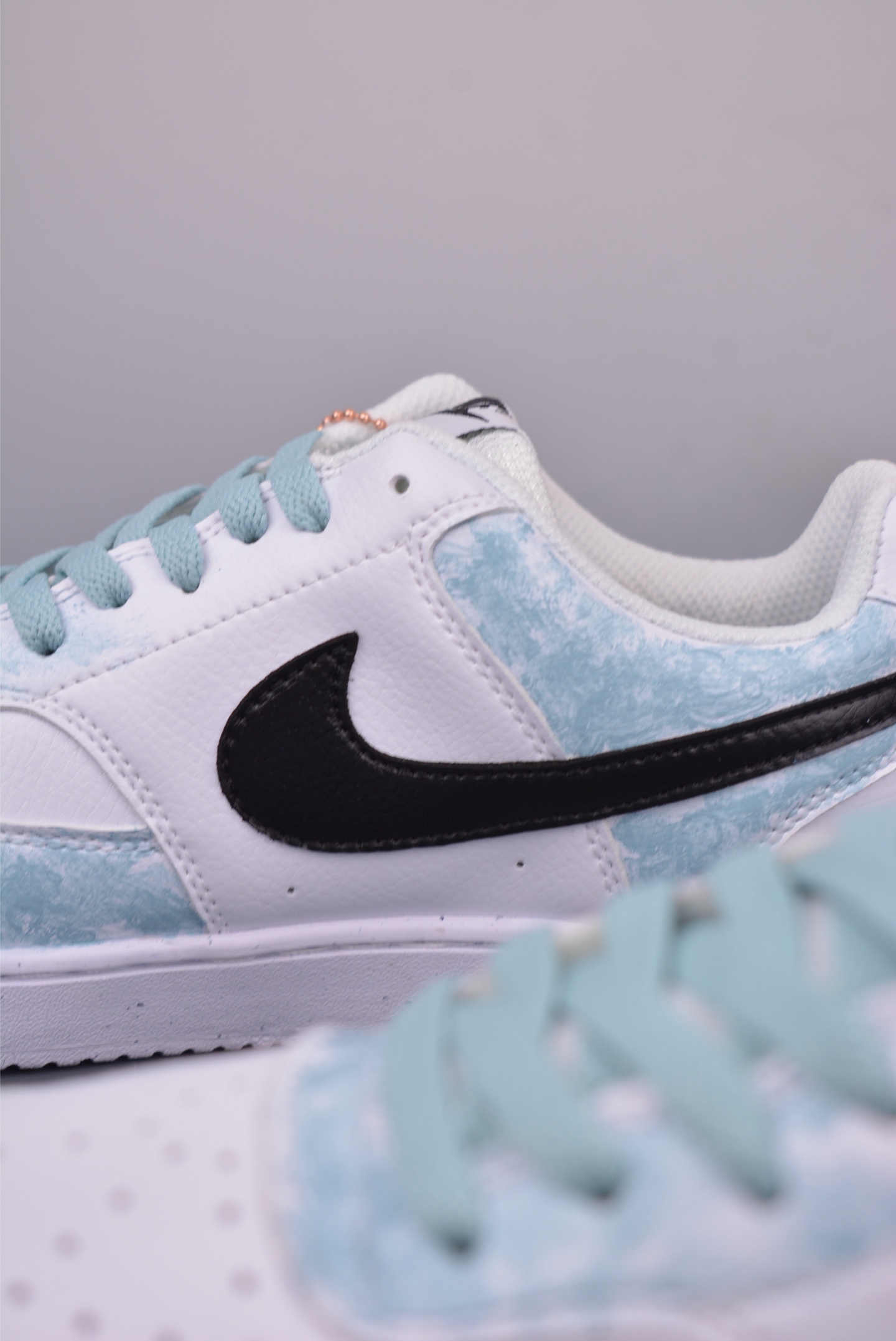Nike Court Vision Low Hand-Painted Graffiti Sneakers - Versatile & Breathable 9 i1748979336484 222 0 7