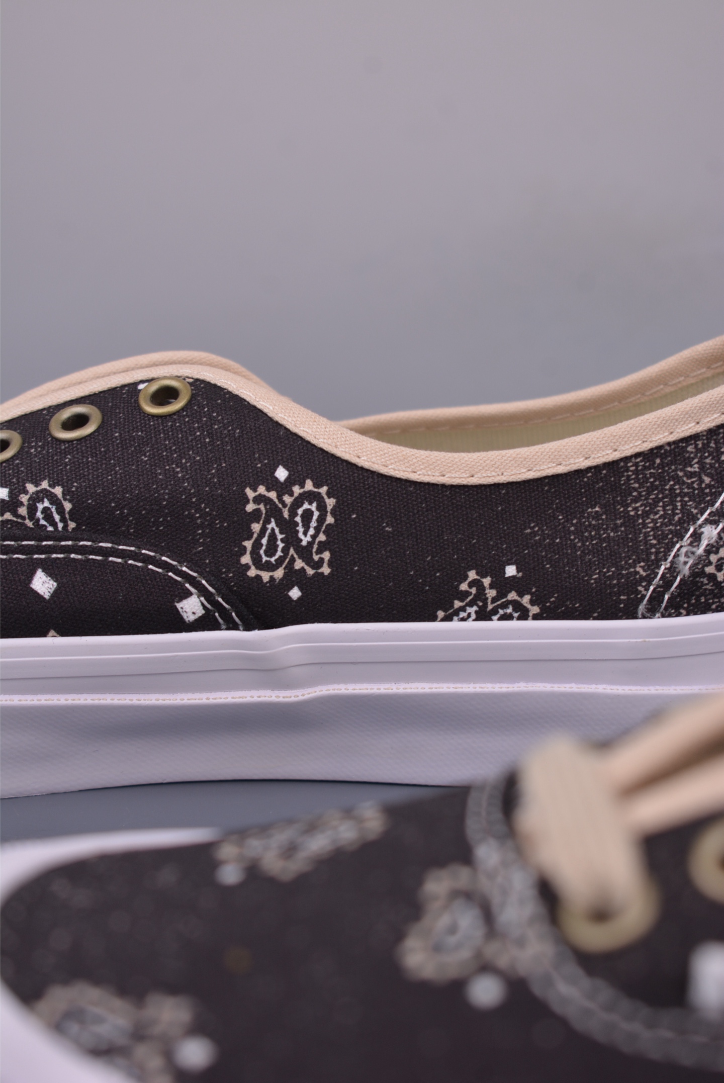 Vans Authentic 44 DX Paisley Canvas Sneakers - Black/White, Unisex Sizes 9 i1748979664735 9889 0 7