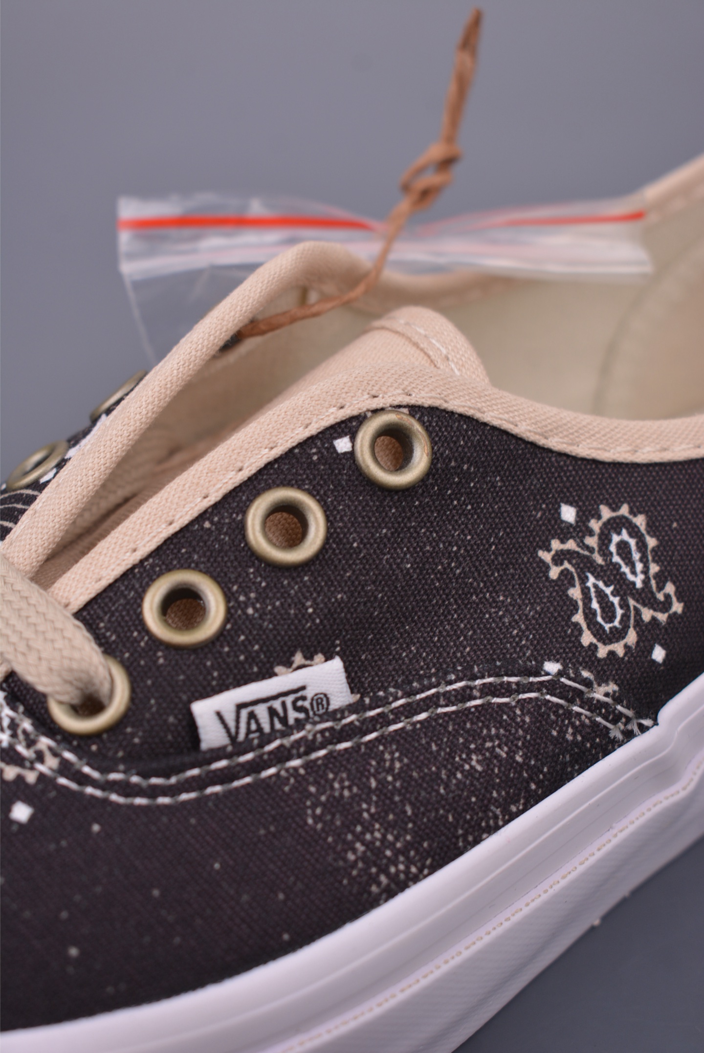 Vans Authentic 44 DX Paisley Canvas Sneakers - Black/White, Unisex Sizes 8 i1748979667051 7906 0 6