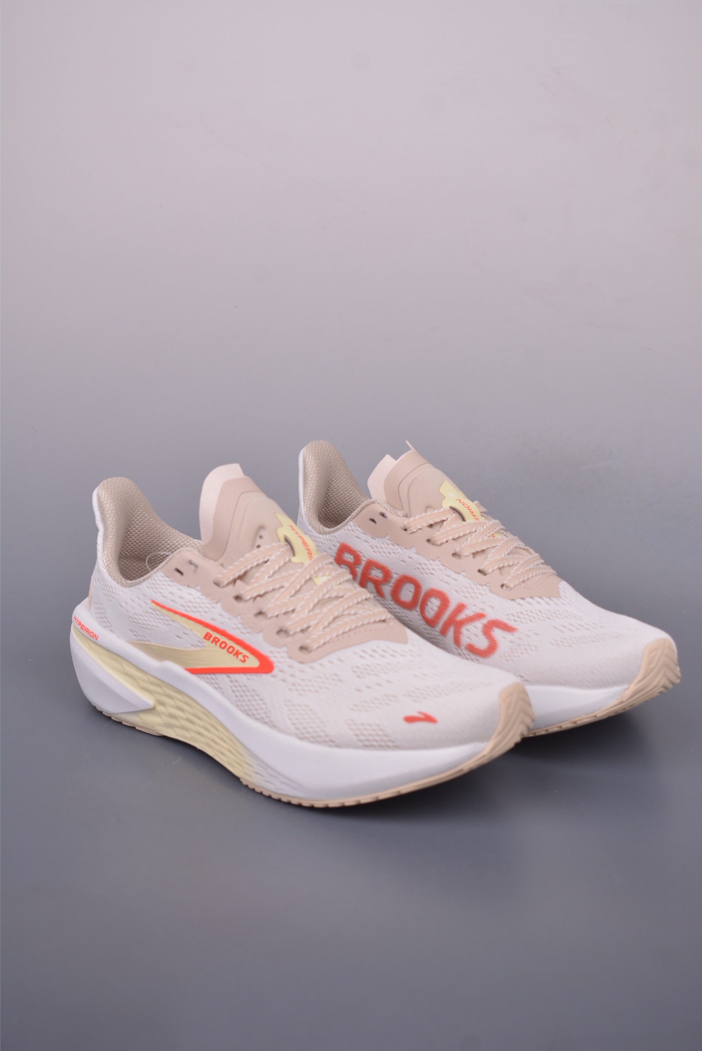Brooks Hyperion Max 2 Running Shoes - Lightweight, Breathable, and Cushioned 2 i1748979971332 3428 0 0