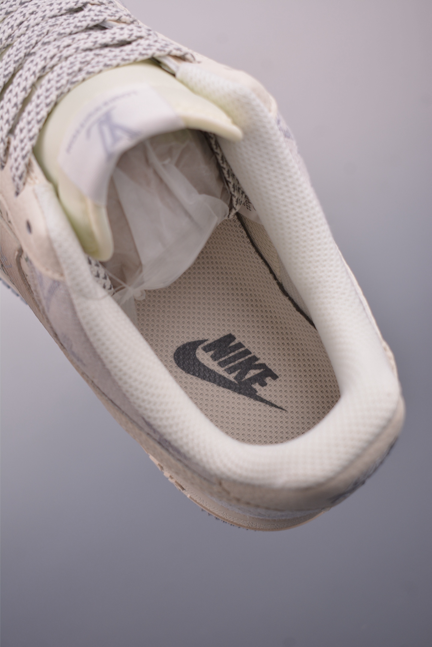 Nike Air Force 1 Low Louis Vuitton Collab Sneakers - Limited Edition 10 i1748980290489 7180 0 8