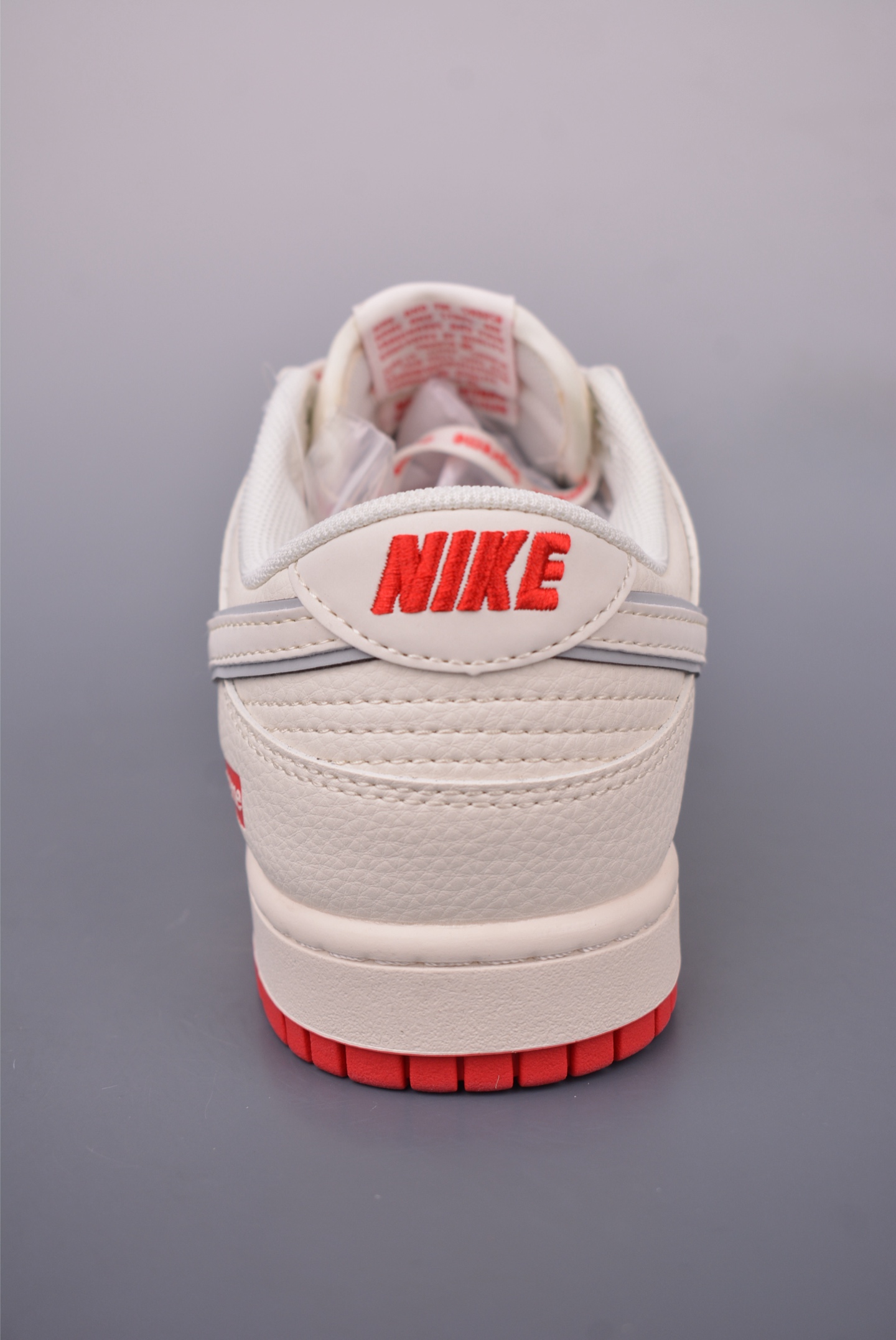 Nike SB Dunk Low Supreme Collab Cream/Red, Premium Quality & Comfort 5 i1748980529000 4151 0 3