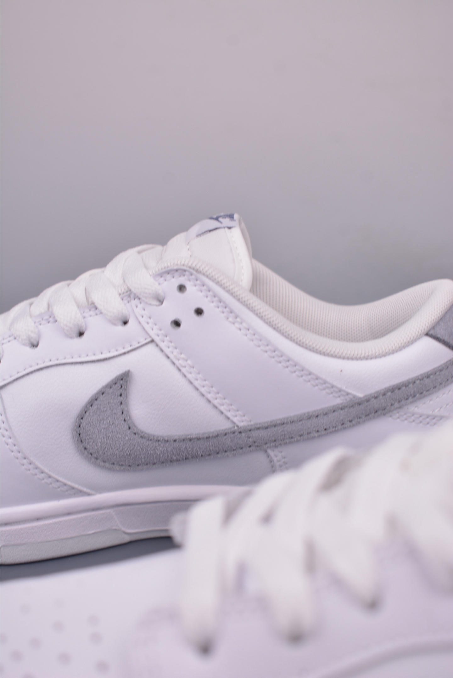 Nike SB Dunk Low White/Grey Premium Leather Sneakers IH0632 - Limited Edition 9 i1748980606310 9711 0 7