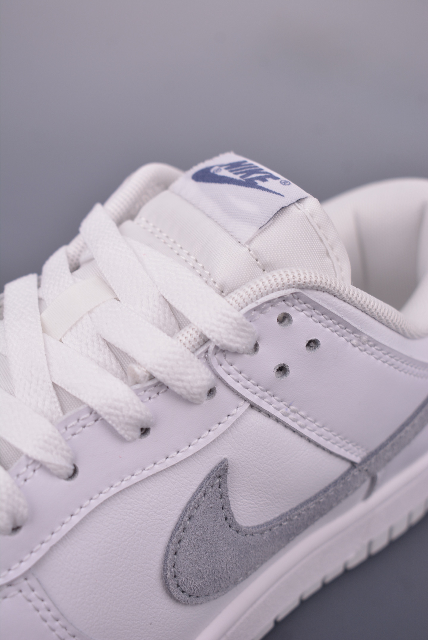 Nike SB Dunk Low White/Grey Premium Leather Sneakers IH0632 - Limited Edition 8 i1748980610599 3102 0 6