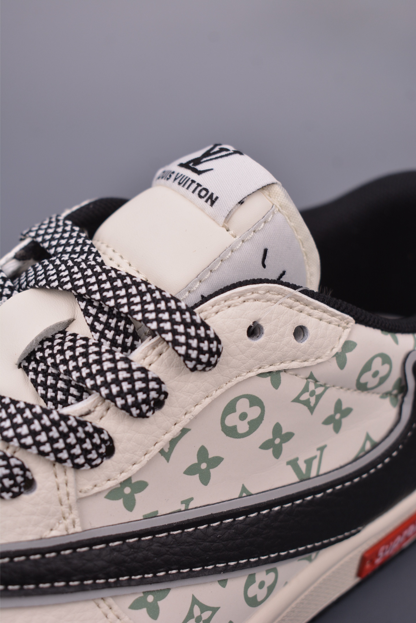 Fragment x Travis Scott x Louis Vuitton Air Jordan 1 Low Sneakers 8 i1748980758308 7581 0 6