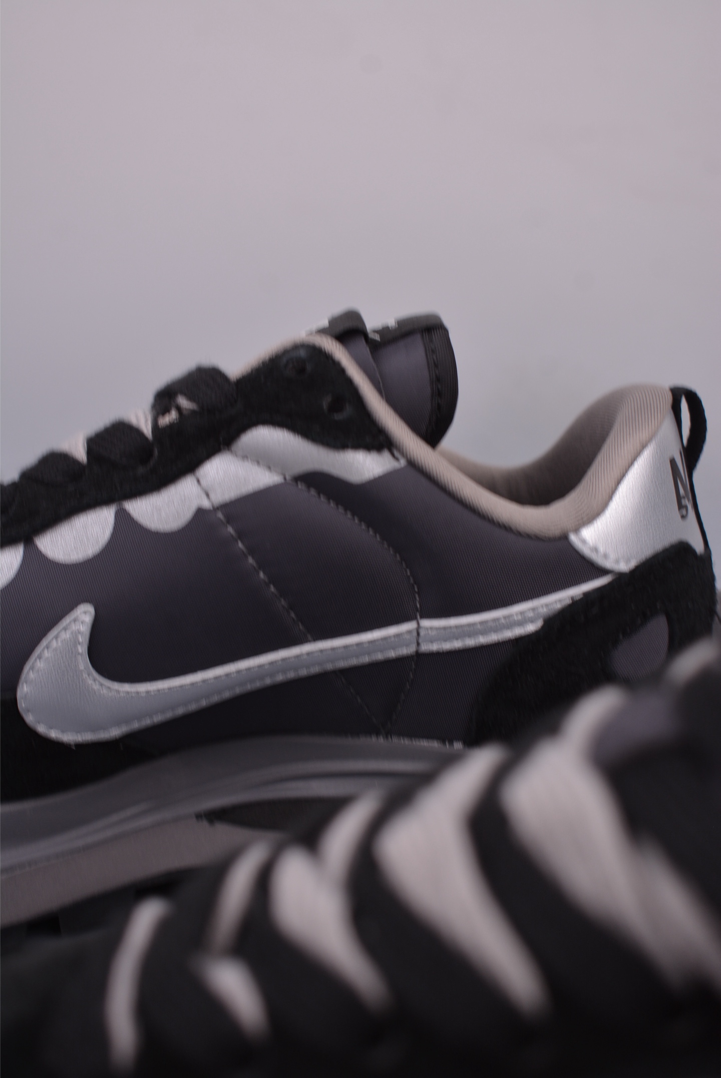 Sacai x NIKE VAPORWAFFLE 联名解构走秀款 DD1875-300-Chinese UA Cheap High Quatity Brand Clothes Bags handbags Sneakers wholesale wholesaler seller from China Factory suppliers Fashion Clothing Shoes best Quality Beautiful Price Sacai x NIKE VAPORWAFFLE 联名解构走秀款 DD1875-300