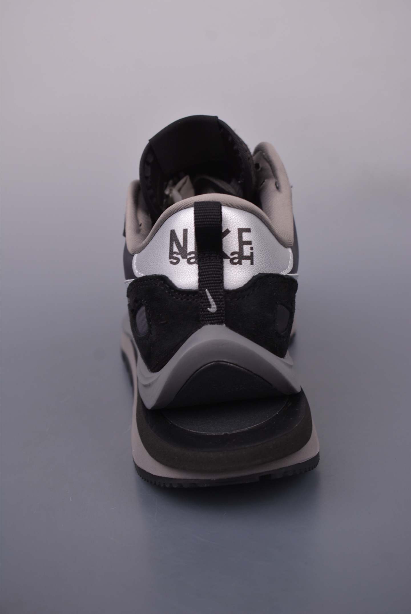 Sacai x NIKE VAPORWAFFLE 联名解构走秀款 DD1875-300-Chinese UA Cheap High Quatity Brand Clothes Bags handbags Sneakers wholesale wholesaler seller from China Factory suppliers Fashion Clothing Shoes best Quality Beautiful Price Sacai x NIKE VAPORWAFFLE 联名解构走秀款 DD1875-300
