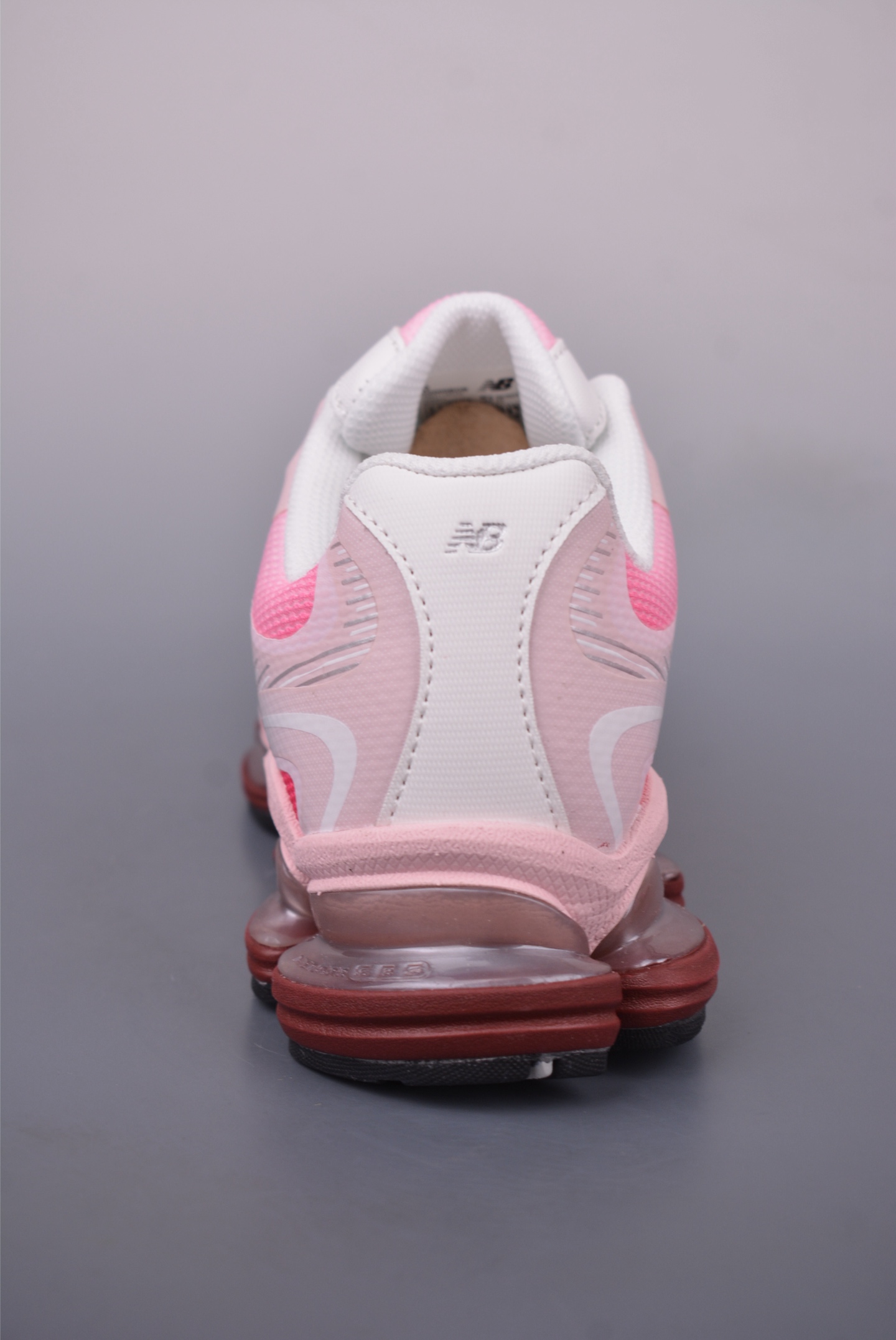 New Balance 新百伦 M2000系列 时尚百搭 织物人造革猪皮 网面休闲鞋 官方 U2000818-Chinese UA Cheap High Quatity Brand Clothes Bags handbags Sneakers wholesale wholesaler seller from China Factory suppliers Fashion Clothing Shoes best Quality Beautiful Price New Balance 新百伦 M2000系列 时尚百搭 织物人造革猪皮 网面休闲鞋 官方 U2000818