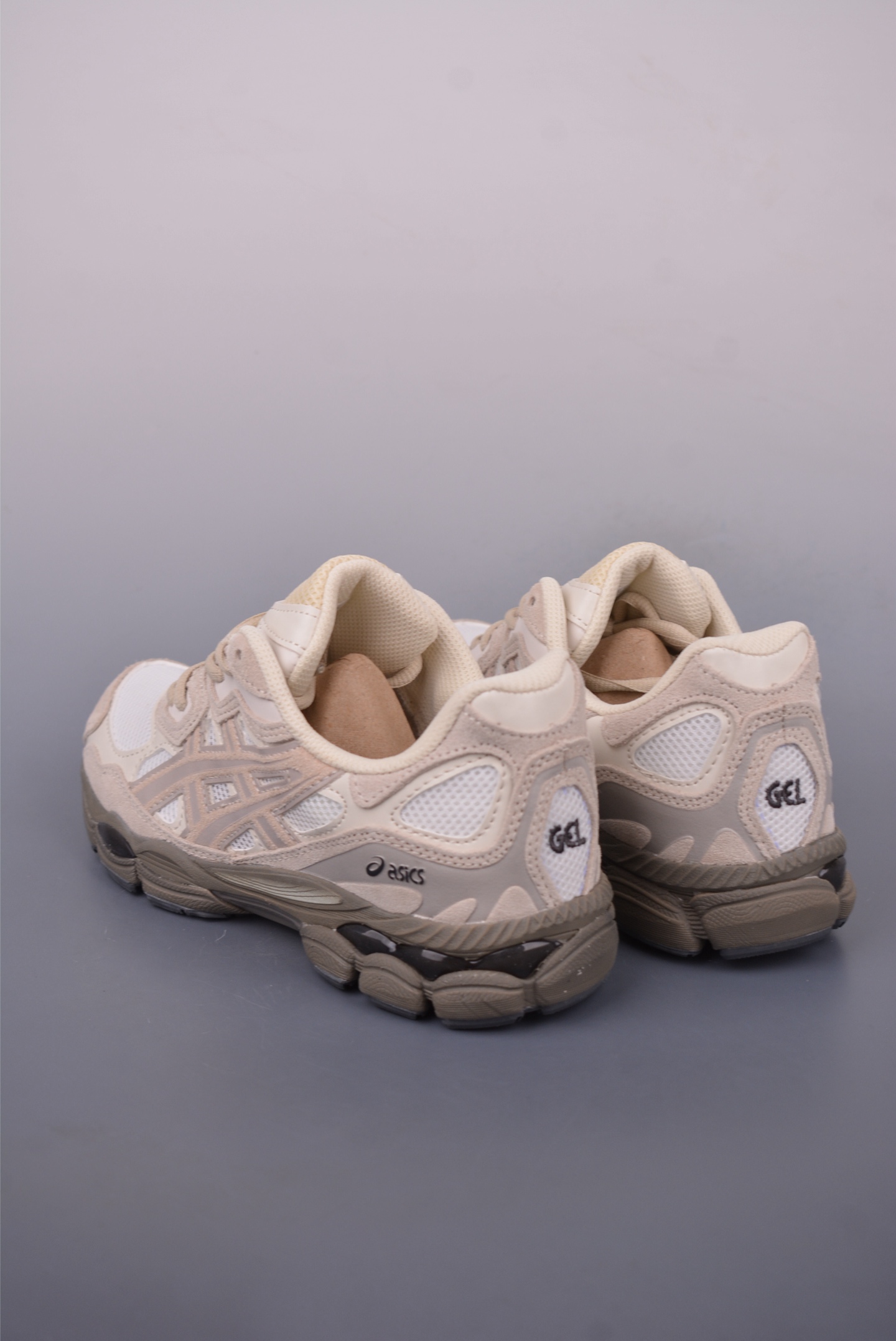 Asics Gel-NYC 纯原版本 亚瑟士运动休闲透气专业跑鞋 1203A383-105-Chinese UA Cheap High Quatity Brand Clothes Bags handbags Sneakers wholesale wholesaler seller from China Factory suppliers Fashion Clothing Shoes best Quality Beautiful Price Asics Gel-NYC 纯原版本 亚瑟士运动休闲透气专业跑鞋 1203A383-105