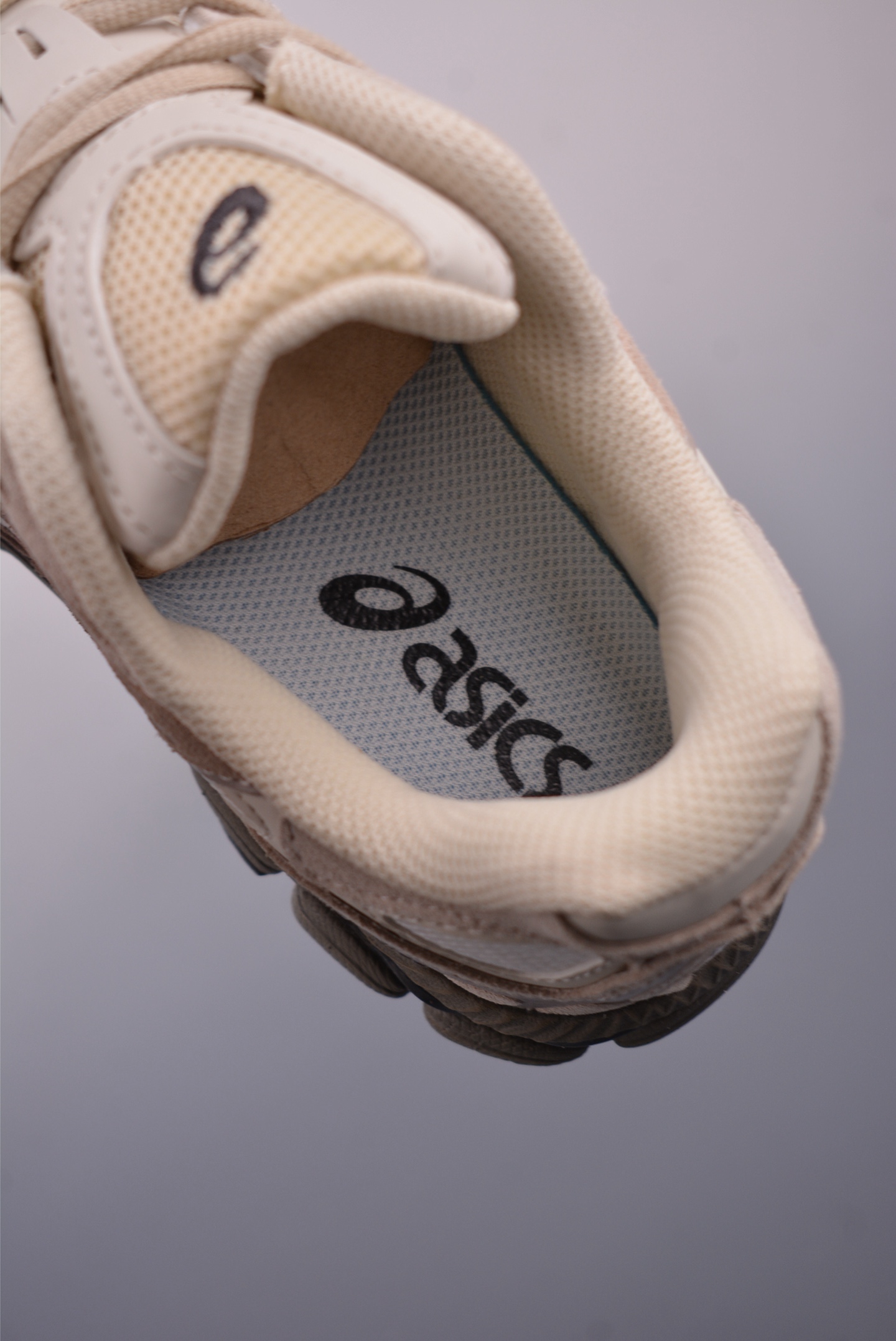 Asics Gel-NYC 纯原版本 亚瑟士运动休闲透气专业跑鞋 1203A383-105-Chinese UA Cheap High Quatity Brand Clothes Bags handbags Sneakers wholesale wholesaler seller from China Factory suppliers Fashion Clothing Shoes best Quality Beautiful Price Asics Gel-NYC 纯原版本 亚瑟士运动休闲透气专业跑鞋 1203A383-105