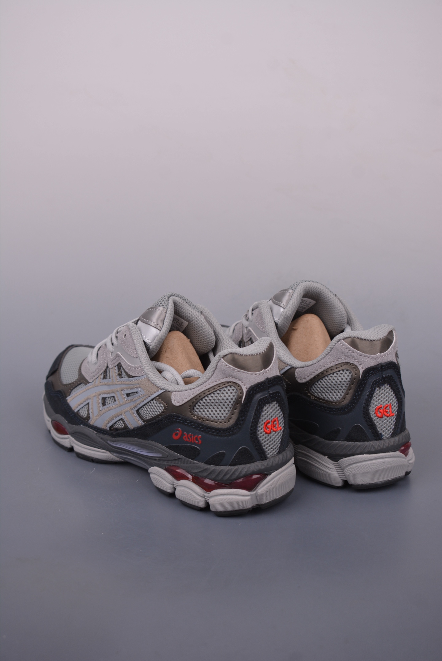 Asics Gel-NYC 纯原版本 亚瑟士运动休闲透气专业跑鞋 1203A383-024-Chinese UA Cheap High Quatity Brand Clothes Bags handbags Sneakers wholesale wholesaler seller from China Factory suppliers Fashion Clothing Shoes best Quality Beautiful Price Asics Gel-NYC 纯原版本 亚瑟士运动休闲透气专业跑鞋 1203A383-024