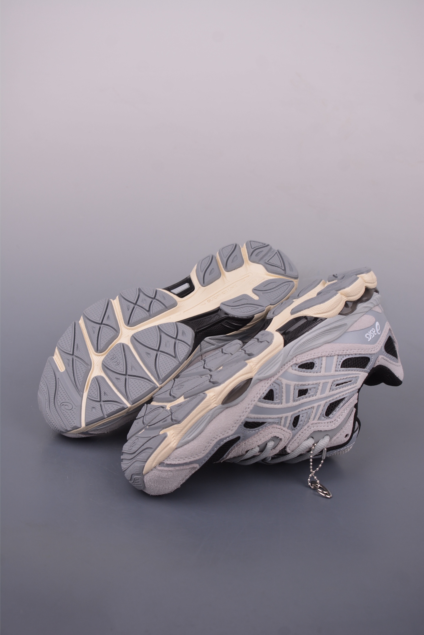 Asics Gel-NYC 纯原版本 亚瑟士运动休闲透气专业跑鞋 1203A383-004-Chinese UA Cheap High Quatity Brand Clothes Bags handbags Sneakers wholesale wholesaler seller from China Factory suppliers Fashion Clothing Shoes best Quality Beautiful Price Asics Gel-NYC 纯原版本 亚瑟士运动休闲透气专业跑鞋 1203A383-004