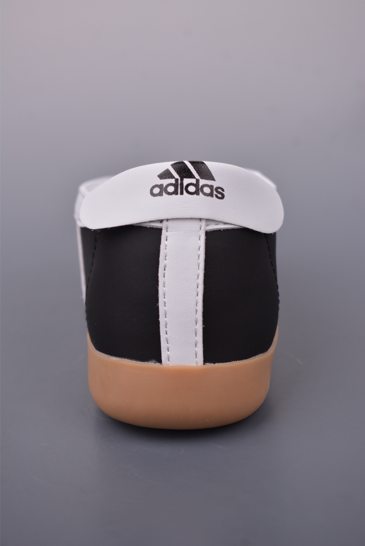 adidas TAEKWONDO MEI W OFF 芭蕾风运动鞋  JR7031