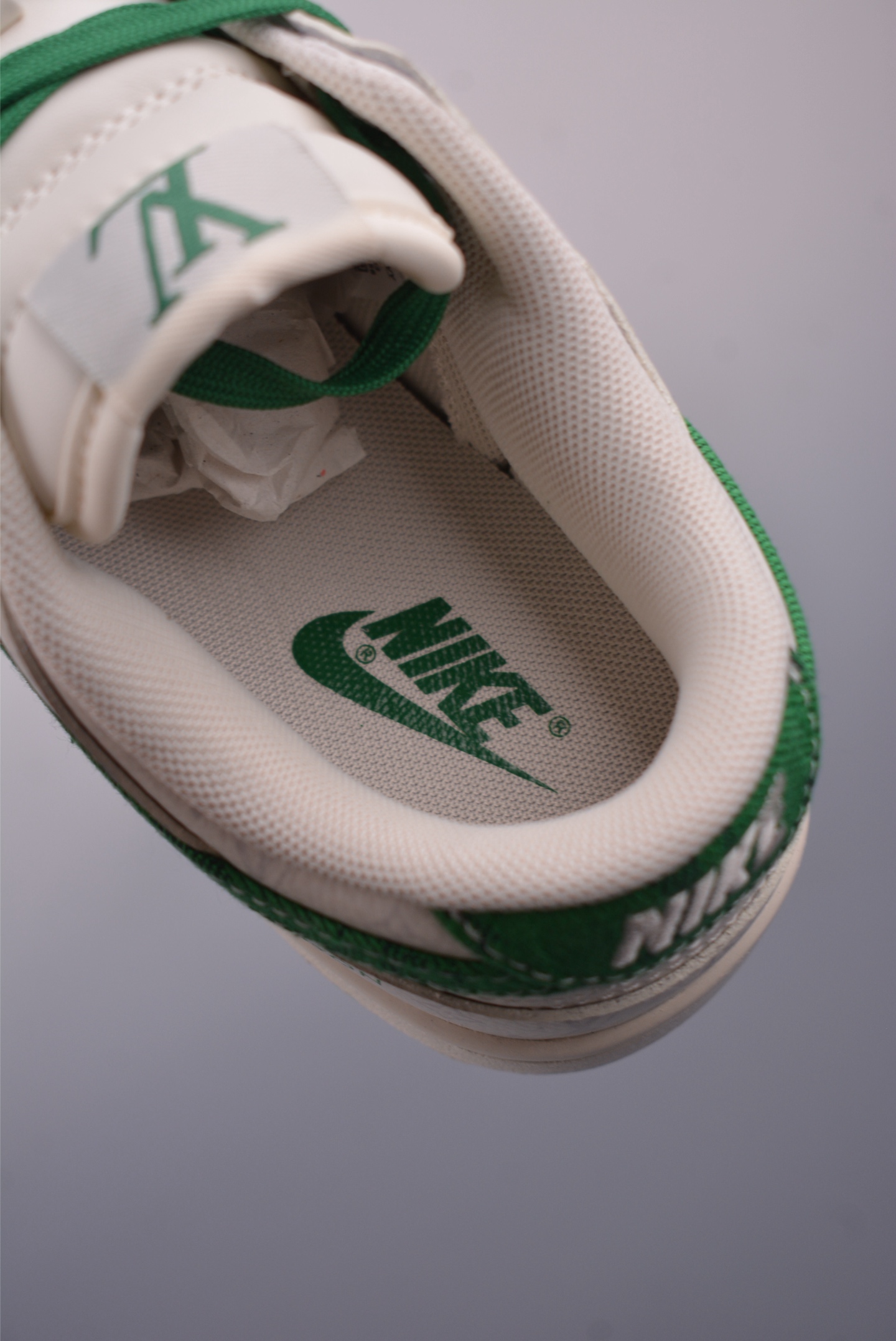 Nike SB Dunk Low LV联名  SC9772-805