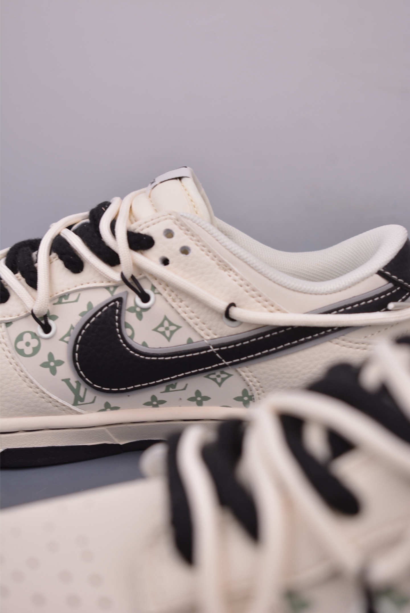 Nike SB Dunk Low LV联名 解构抽绳鞋带 YX5066-337-Chinese UA Cheap High Quatity Brand Clothes Bags handbags Sneakers wholesale wholesaler seller from China Factory suppliers Fashion Clothing Shoes best Quality Beautiful Price Nike SB Dunk Low LV联名 解构抽绳鞋带 YX5066-337