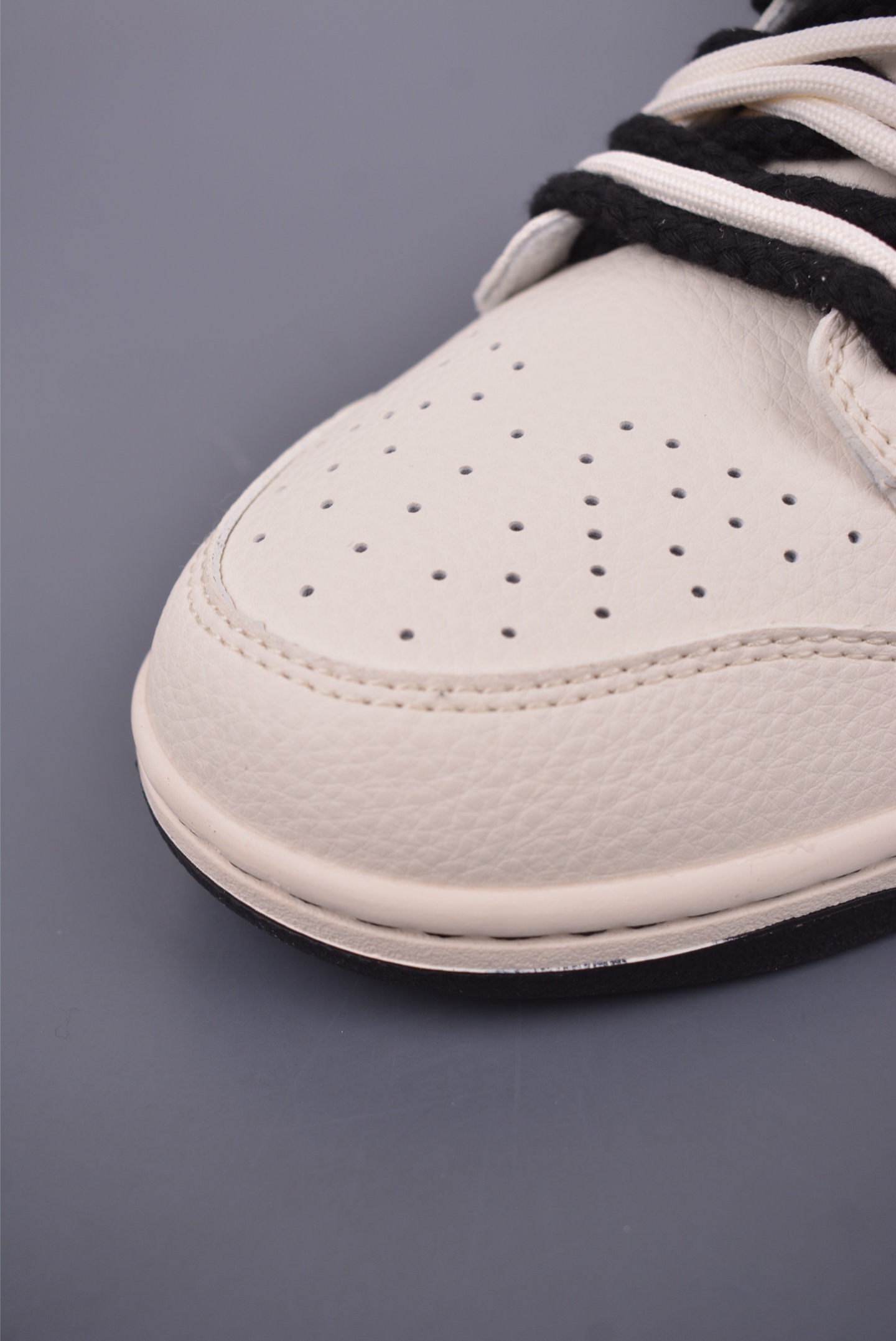 Nike SB Dunk Low LV联名 解构抽绳鞋带 YX5066-337-Chinese UA Cheap High Quatity Brand Clothes Bags handbags Sneakers wholesale wholesaler seller from China Factory suppliers Fashion Clothing Shoes best Quality Beautiful Price Nike SB Dunk Low LV联名 解构抽绳鞋带 YX5066-337