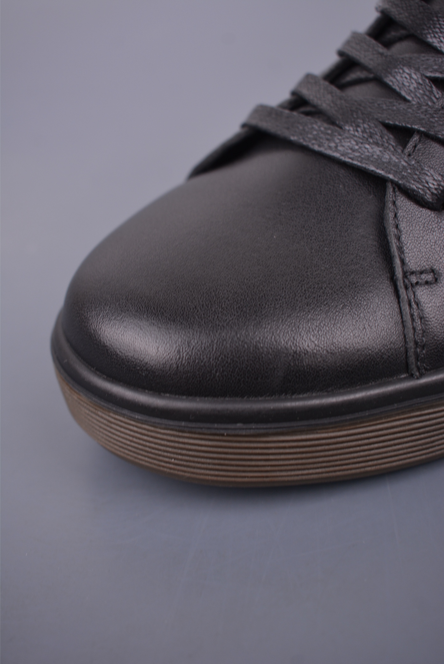 ECCO爱步运动男鞋 25年新款百搭跑步健身鞋 304504-Chinese UA Cheap High Quatity Brand Clothes Bags handbags Sneakers wholesale wholesaler seller from China Factory suppliers Fashion Clothing Shoes best Quality Beautiful Price ECCO爱步运动男鞋 25年新款百搭跑步健身鞋 304504