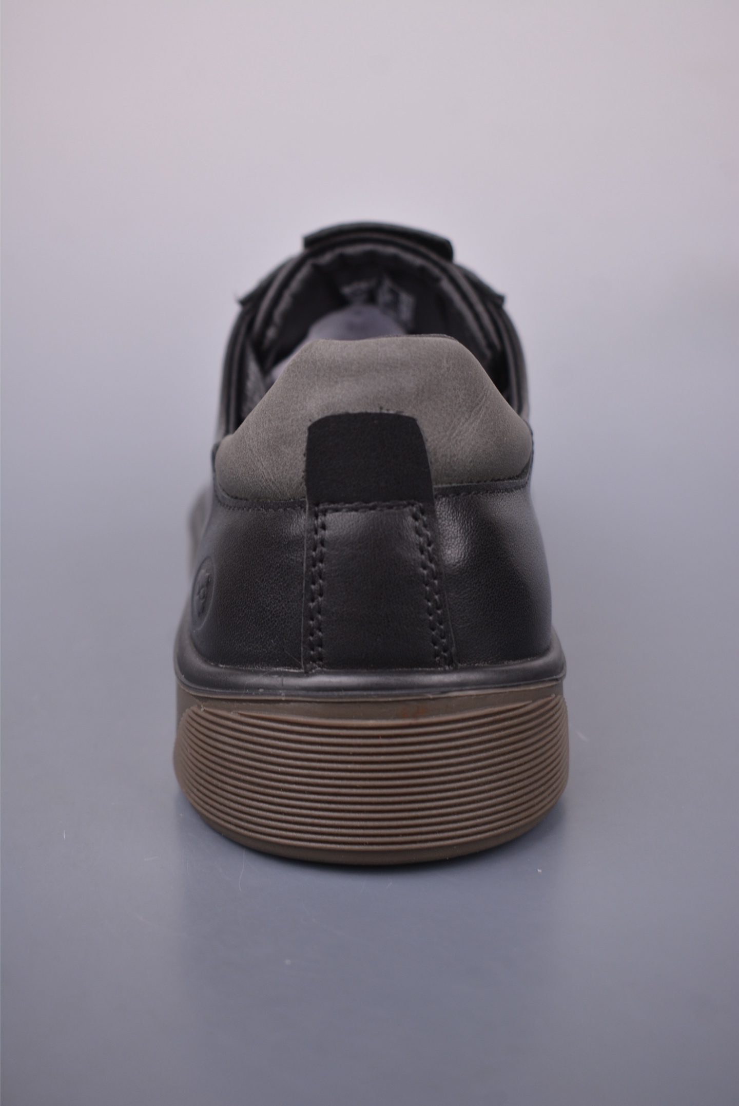 ECCO爱步运动男鞋 25年新款百搭跑步健身鞋 304504-Chinese UA Cheap High Quatity Brand Clothes Bags handbags Sneakers wholesale wholesaler seller from China Factory suppliers Fashion Clothing Shoes best Quality Beautiful Price ECCO爱步运动男鞋 25年新款百搭跑步健身鞋 304504