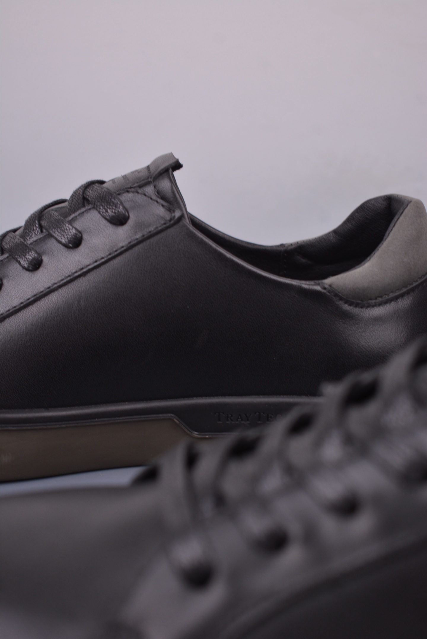 ECCO爱步运动男鞋 25年新款百搭跑步健身鞋 304504-Chinese UA Cheap High Quatity Brand Clothes Bags handbags Sneakers wholesale wholesaler seller from China Factory suppliers Fashion Clothing Shoes best Quality Beautiful Price ECCO爱步运动男鞋 25年新款百搭跑步健身鞋 304504