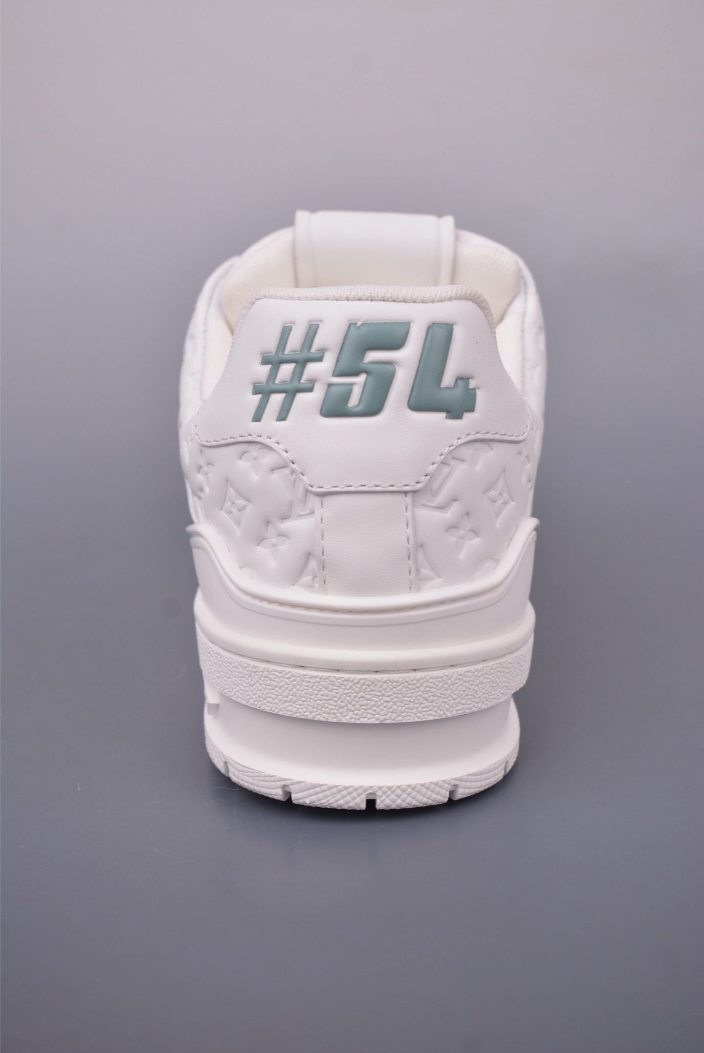 路易威登Louis Vuitton Trainer Sneaker Low 休闲运动文化百搭篮球板鞋-Chinese UA Cheap High Quatity Brand Clothes Bags handbags Sneakers wholesale wholesaler seller from China Factory suppliers Fashion Clothing Shoes best Quality Beautiful Price 路易威登Louis Vuitton Trainer Sneaker Low 休闲运动文化百搭篮球板鞋