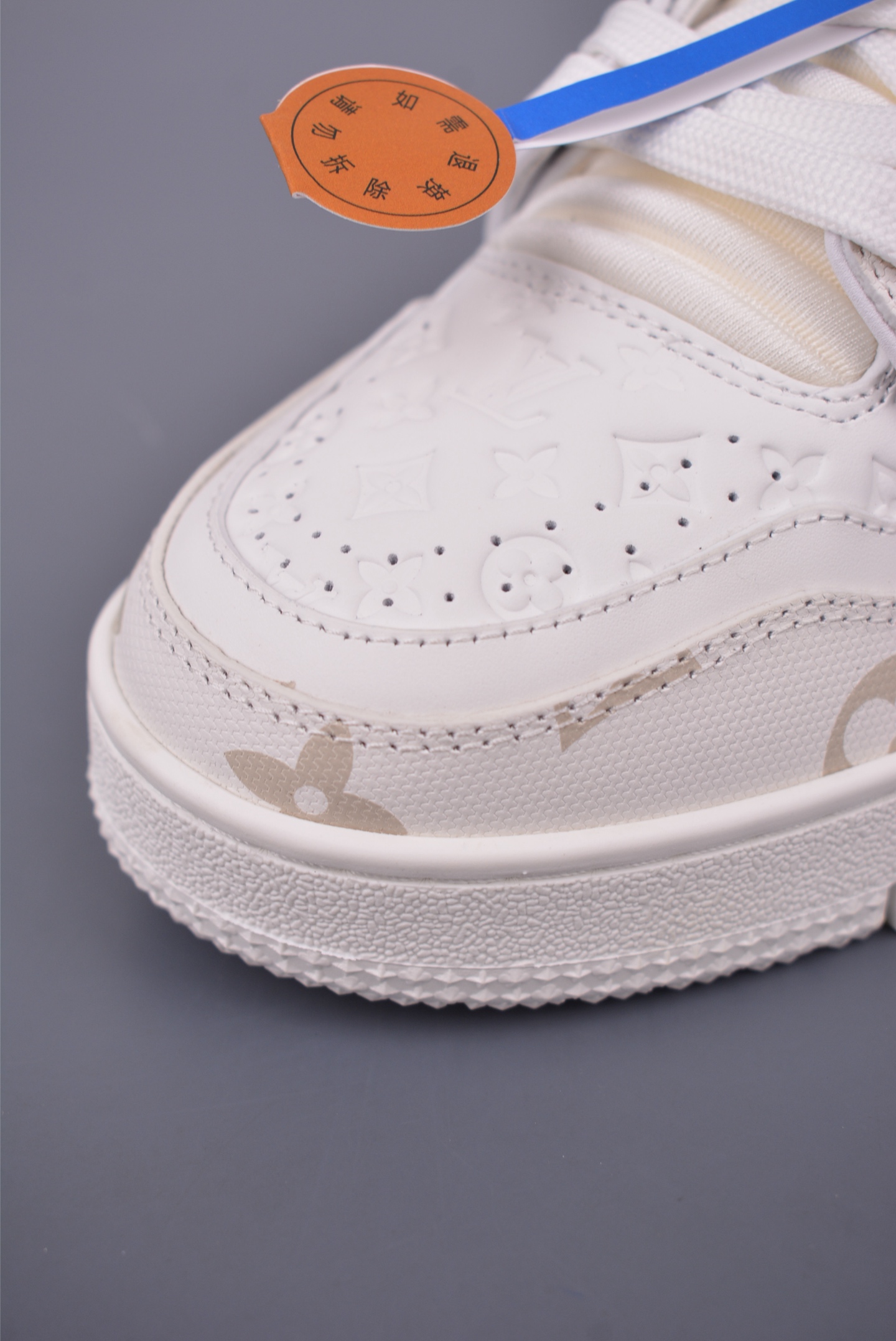 路易威登Louis Vuitton Trainer Sneaker Low 休闲运动文化百搭篮球板鞋-Chinese UA Cheap High Quatity Brand Clothes Bags handbags Sneakers wholesale wholesaler seller from China Factory suppliers Fashion Clothing Shoes best Quality Beautiful Price 路易威登Louis Vuitton Trainer Sneaker Low 休闲运动文化百搭篮球板鞋