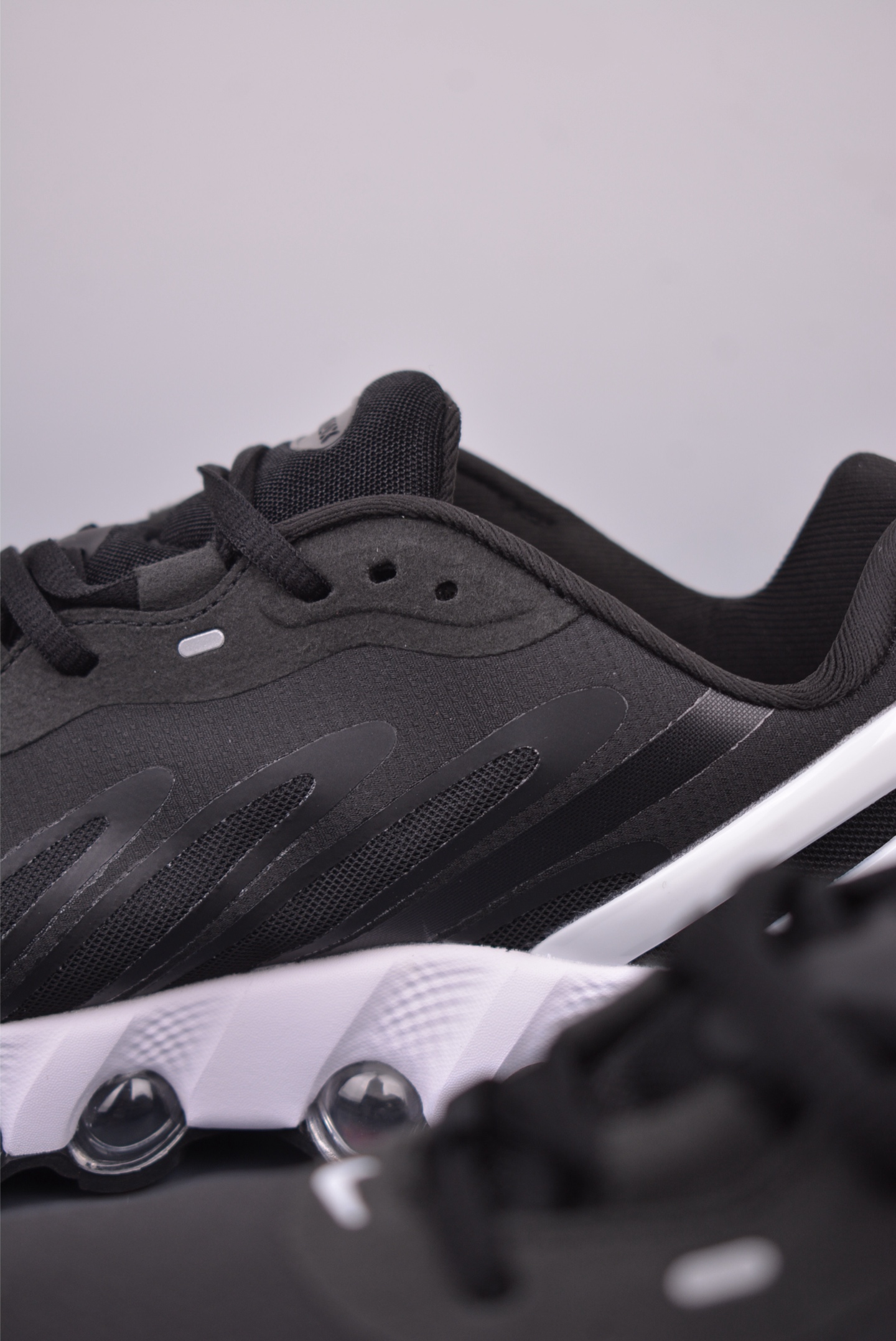 Nike Air Max DN8 Running Shoes: Full-Length Air Cushioning for Comfort 8 i1749162474765 8562 0 7