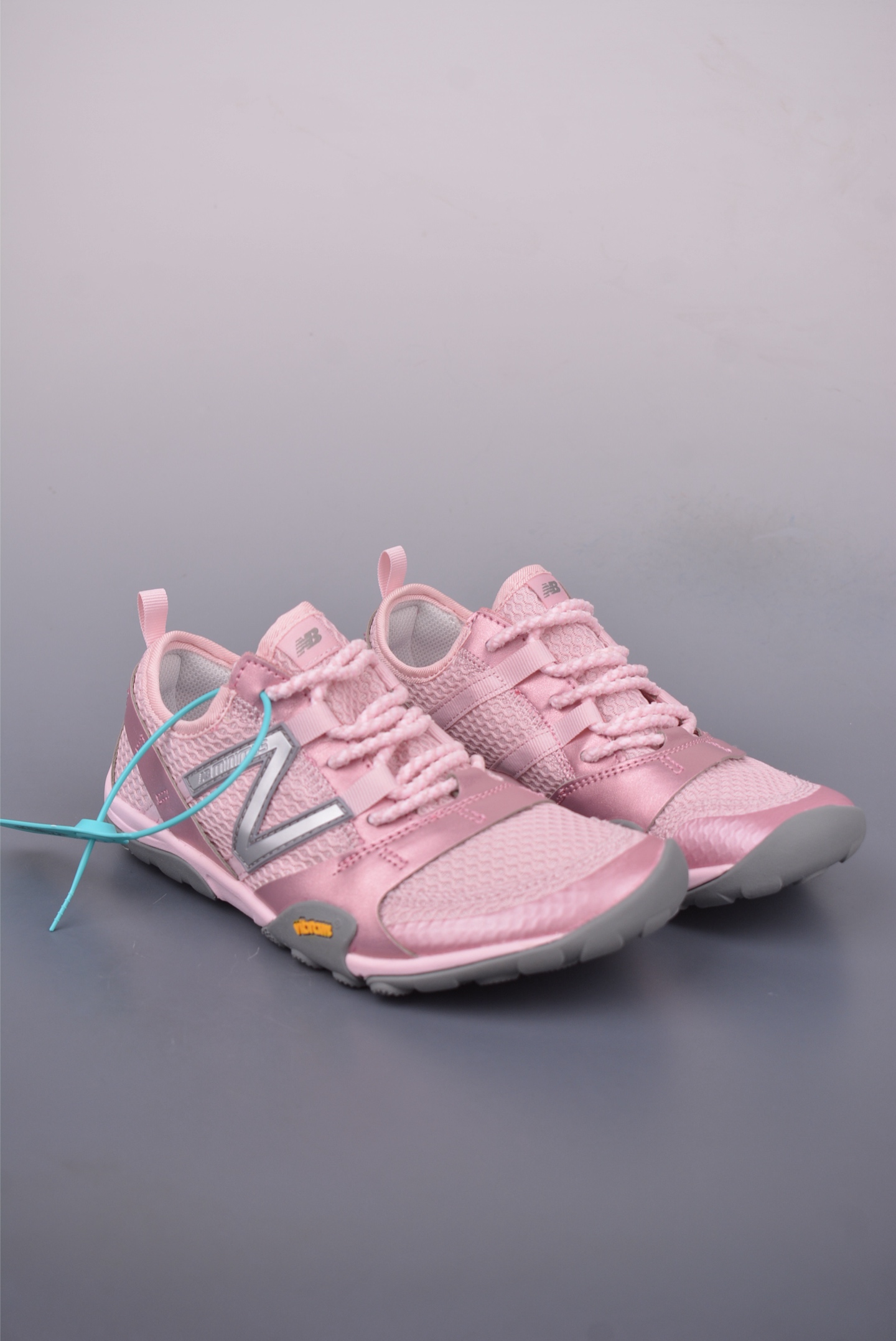 New Balance MT10 Barefoot Running Shoes - Lightweight & Durable - Pink 1 i1749162542700 529 0 0