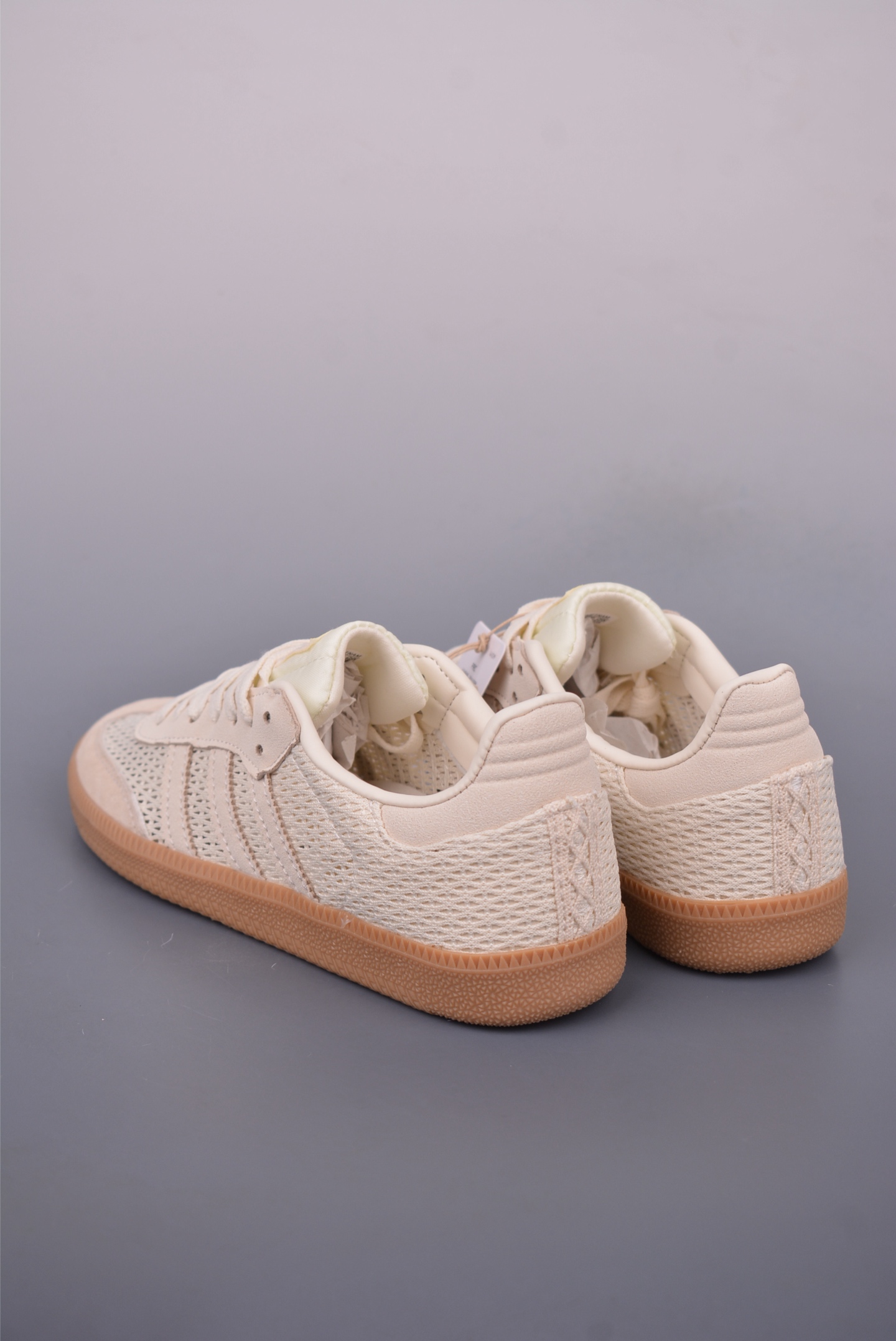 Adidas Samba OG Casual Sneakers - Iconic Style, Superior Comfort, and Durability 3 i1749163961287 3959 0 1