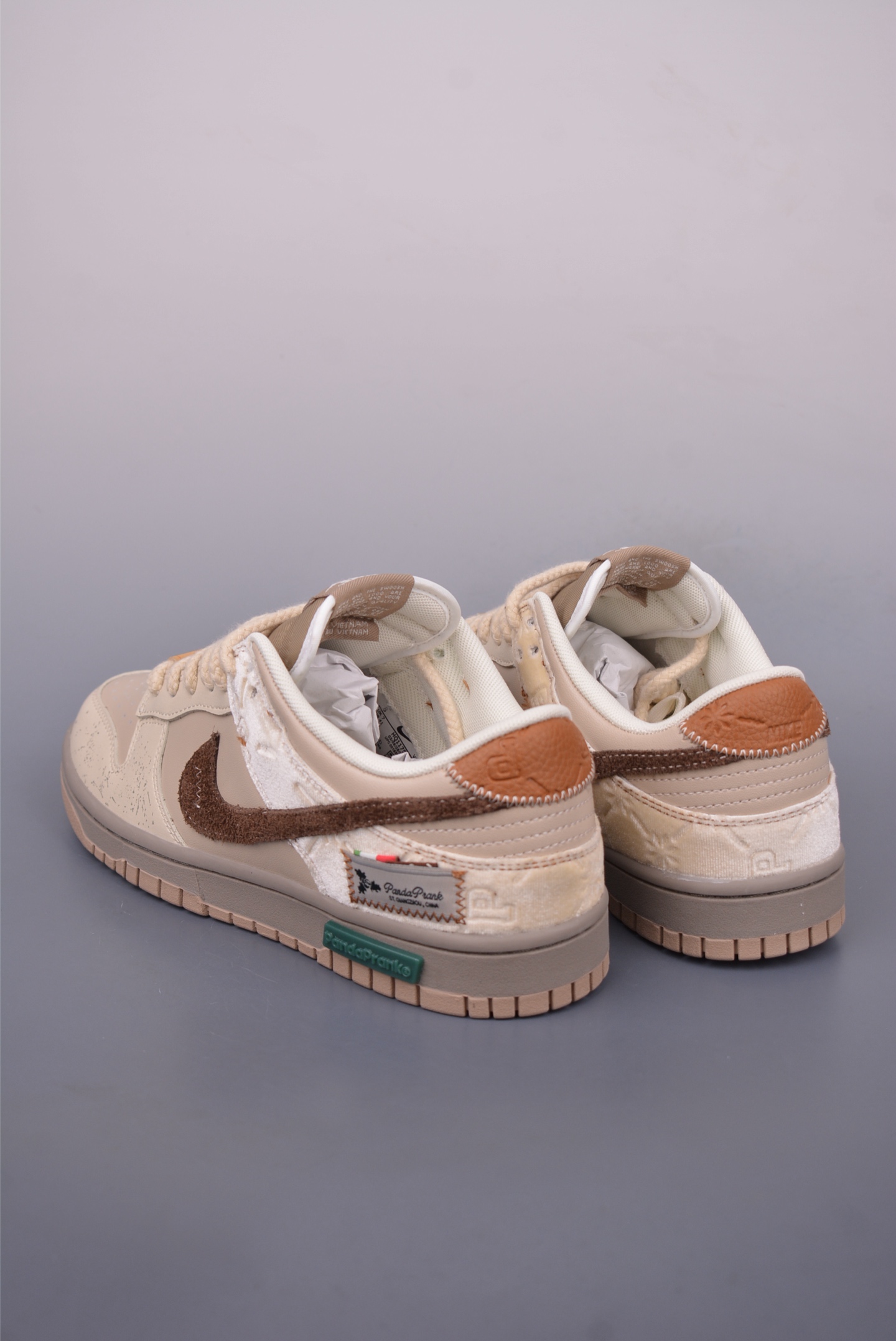 Nike SB Dunk Low 冬梦奇缘  HQ1175-240