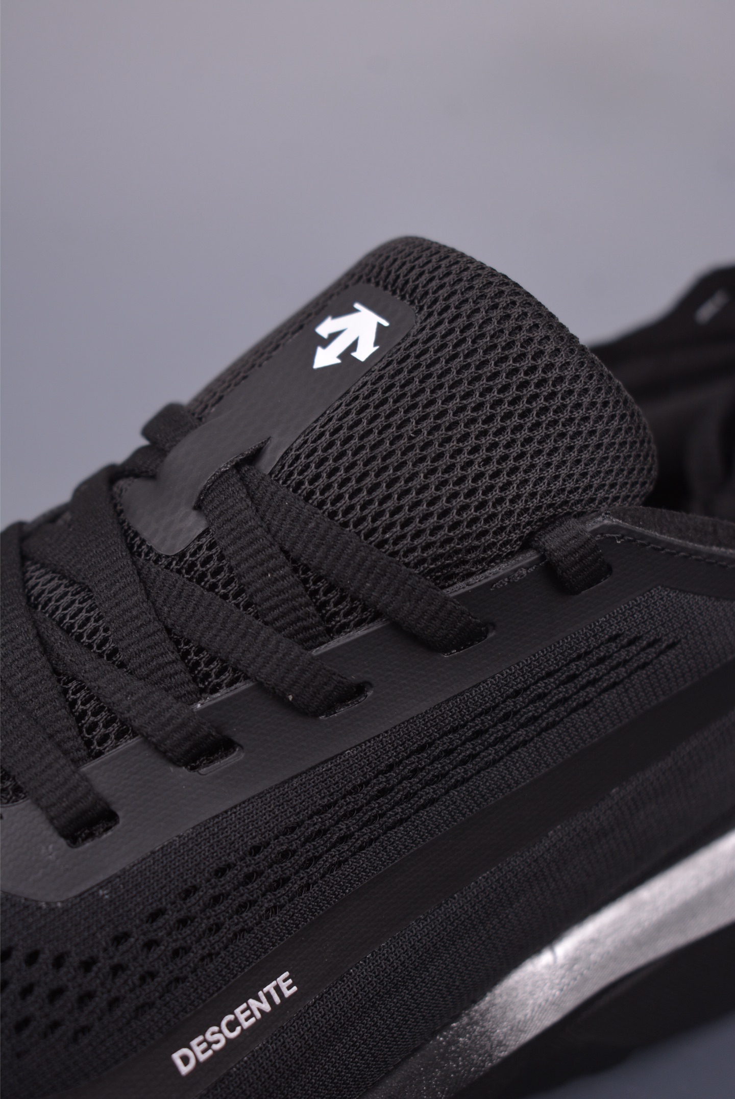 Descente Dualis AP Lightweight Cushioned Breathable Upper Fashion Sneakers 7 i1749166770647 624 0 6