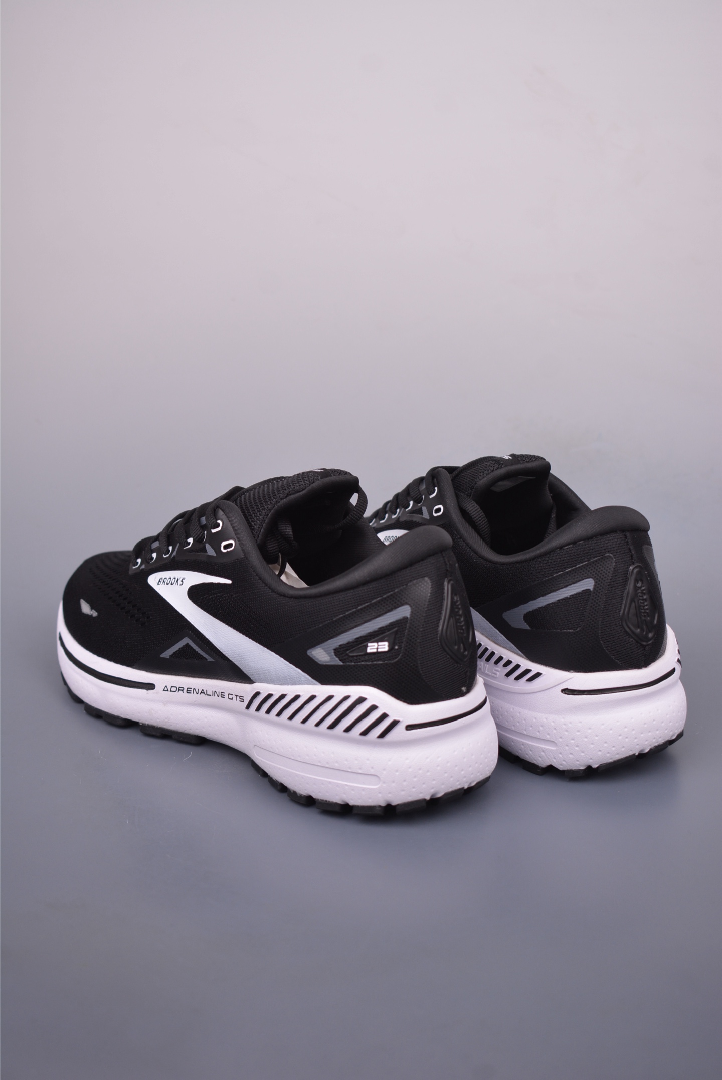 Brooks Glycerin 19: Lightweight, Breathable Running Shoes for Men - Ultimate Comfort 3 i1749167384835 239 0 1