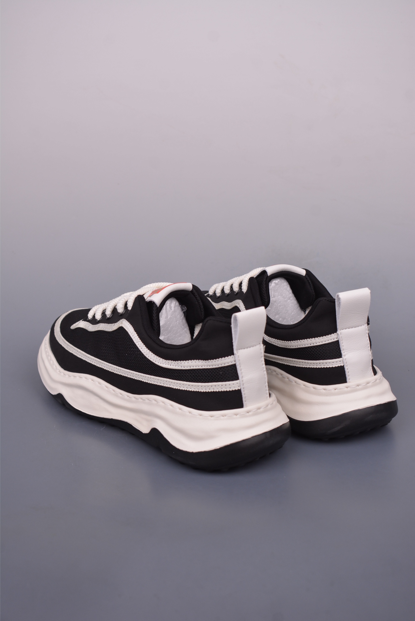 ECCO Men's BIOM Trail Sneakers: Comfortable Outdoor Running Shoes 3 i1749167576840 4887 0 1