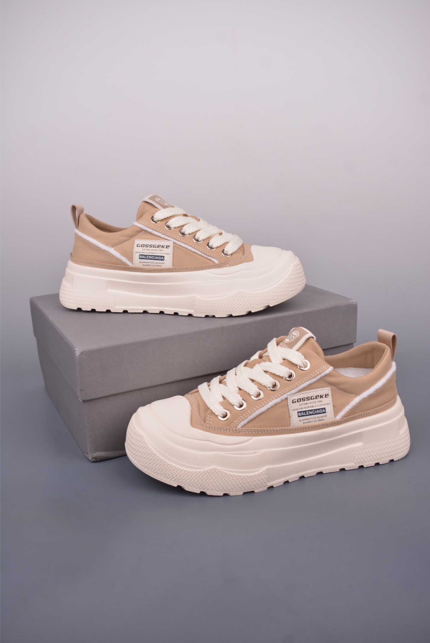 Balenciaga 23ss Rose Pink/Black Low-Top Sneakers - Stylish & Comfortable 1 i1749167642267 1918 0 0