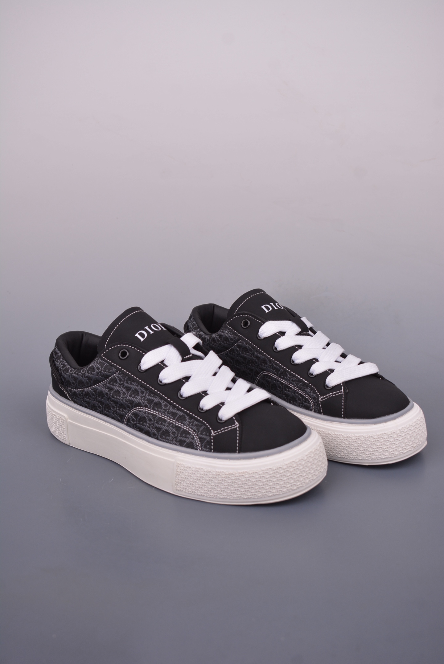 Dior B23 Casual Sneakers - Comfortable, Breathable, and Stylish Shoes for Men 2 i1749167740085 7877 0 0