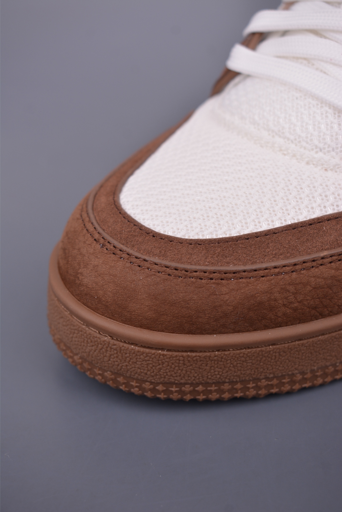 Louis Vuitton Trainer Brown Suede Leather Sneakers Classic Design 6 i1749167909434 8867 0 5