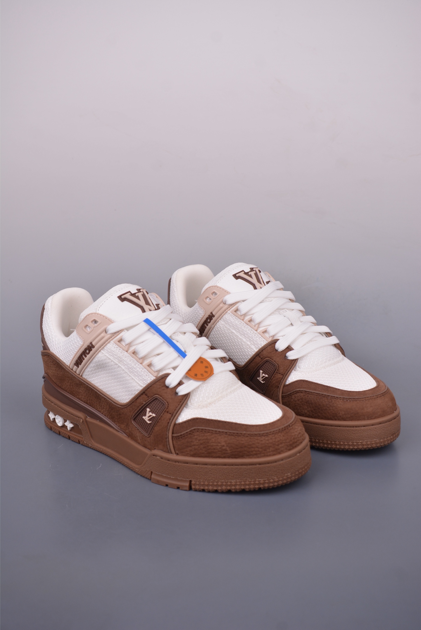 Louis Vuitton Trainer Brown Suede Leather Sneakers Classic Design 1 i1749167909462 4365 0 0