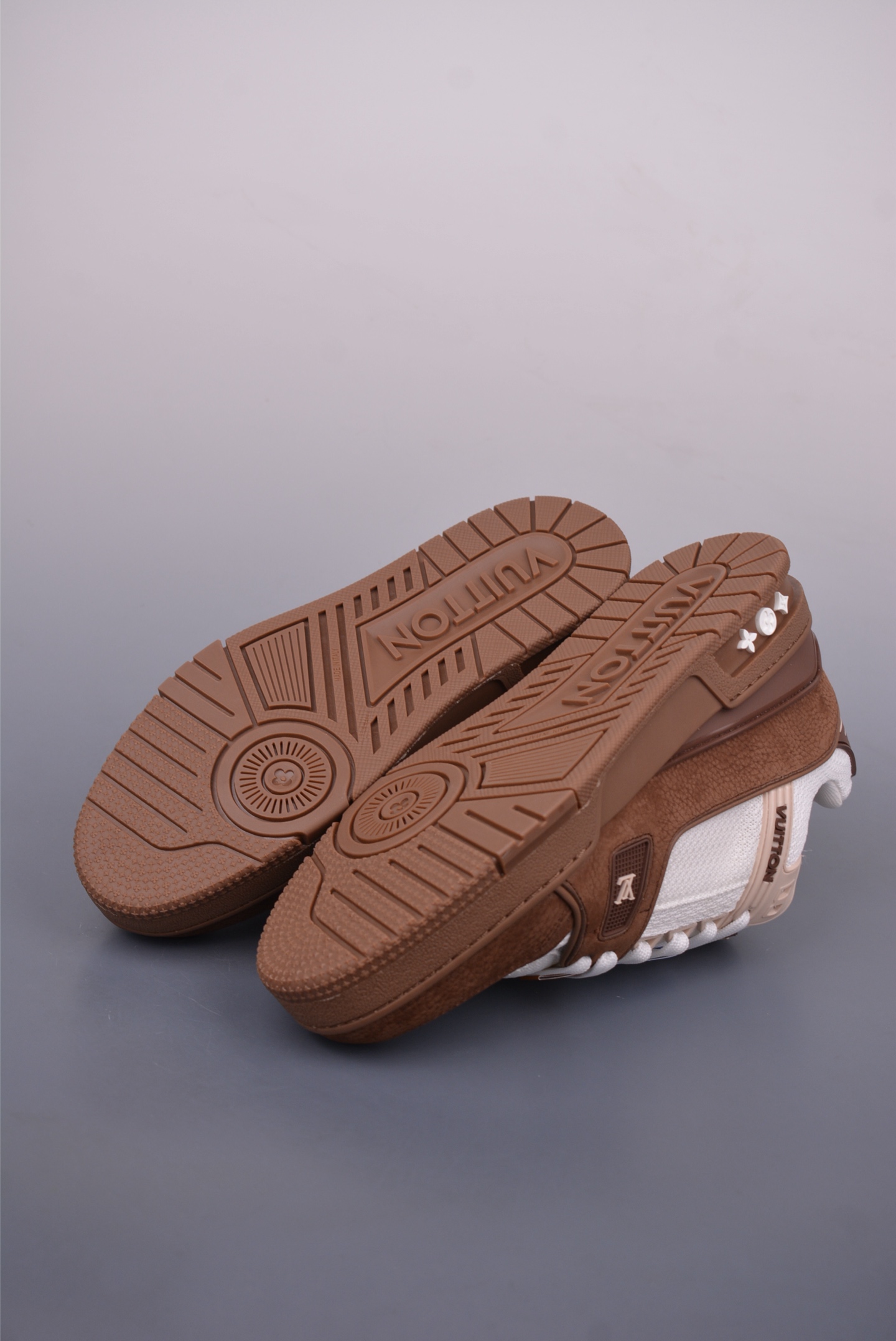 Louis Vuitton Trainer Brown Suede Leather Sneakers Classic Design 3 i1749167913152 8571 0 2