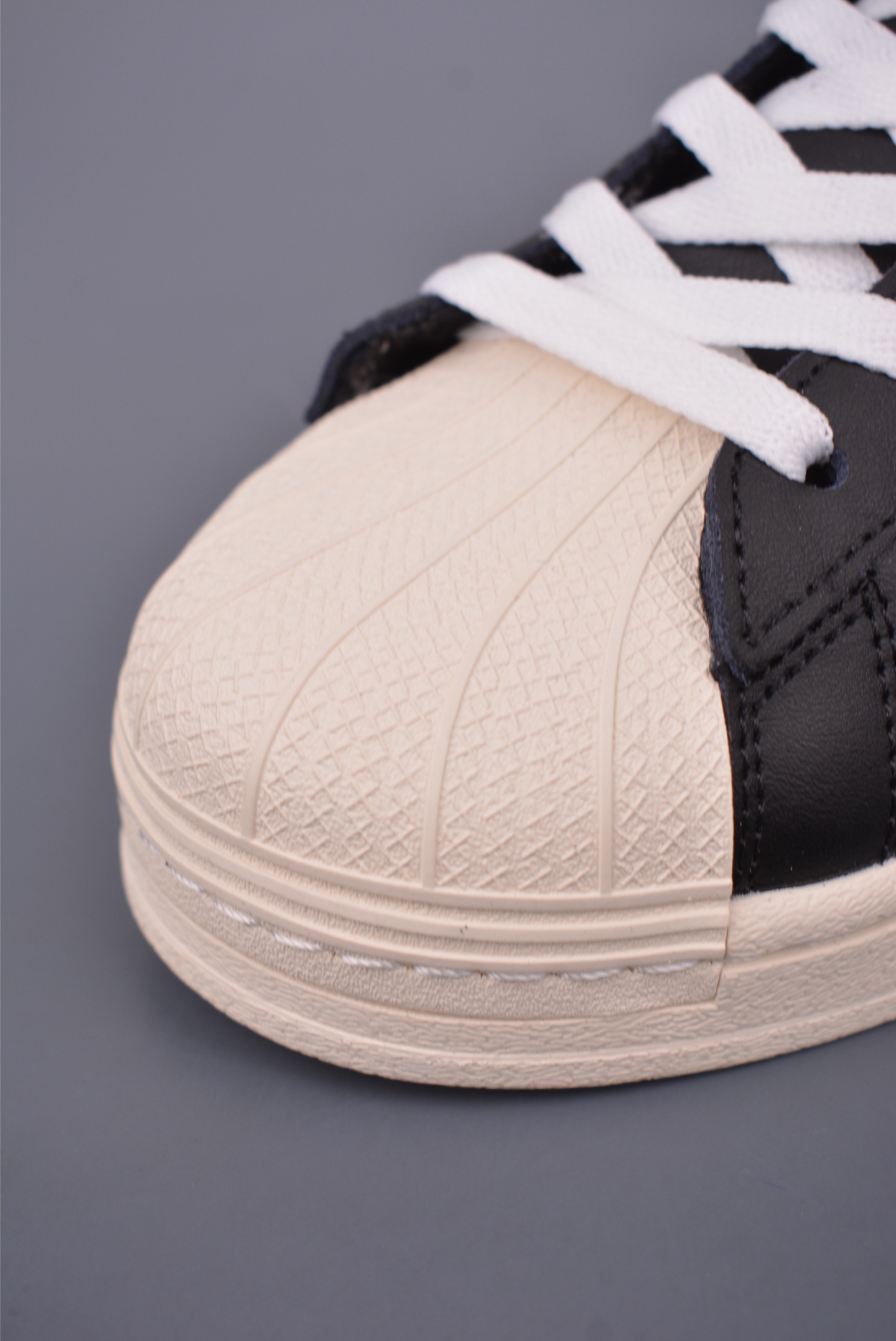 Adidas Originals Superstar 2025全新版本 贝壳头 JI0319