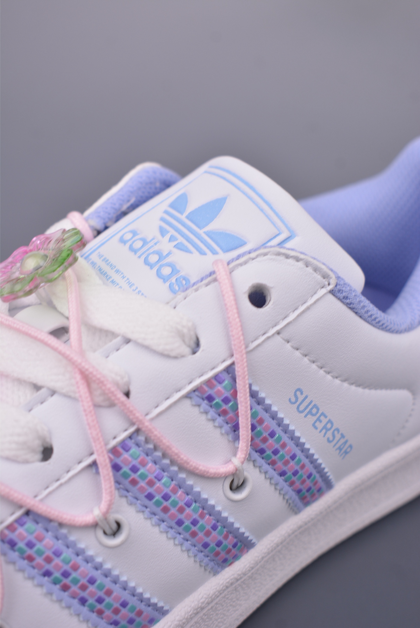 Adidas Originals Superstar White Leather Sneakers with Floral Accents 7 i1749247065474 807 0 6