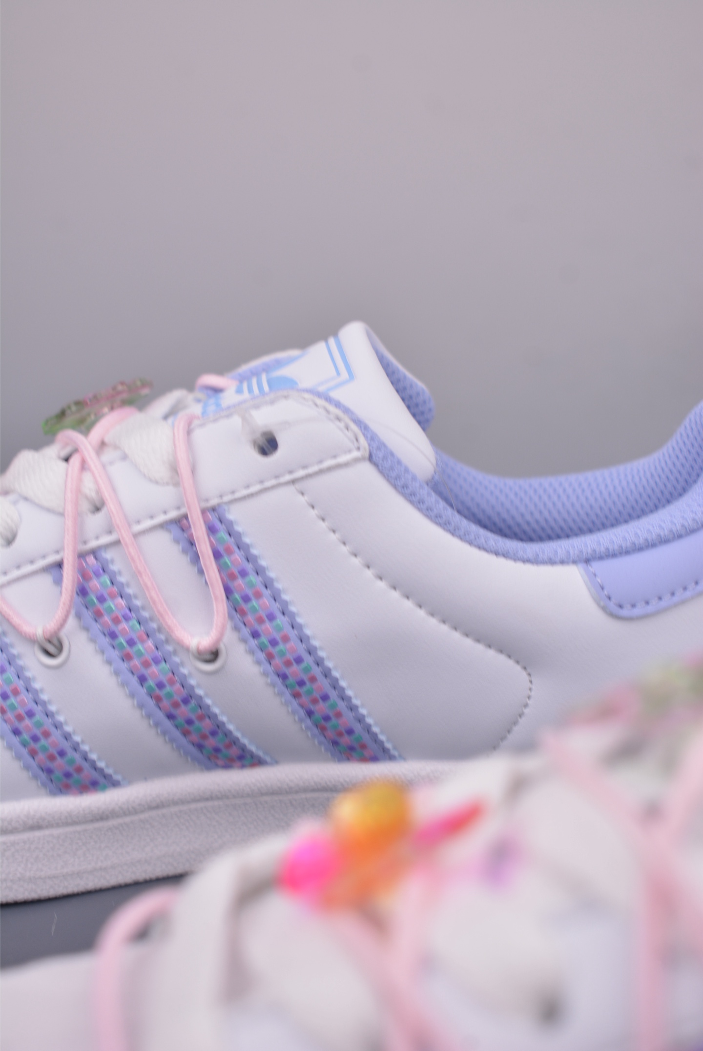 Adidas Originals Superstar White Leather Sneakers with Floral Accents 8 i1749247066538 9596 0 7