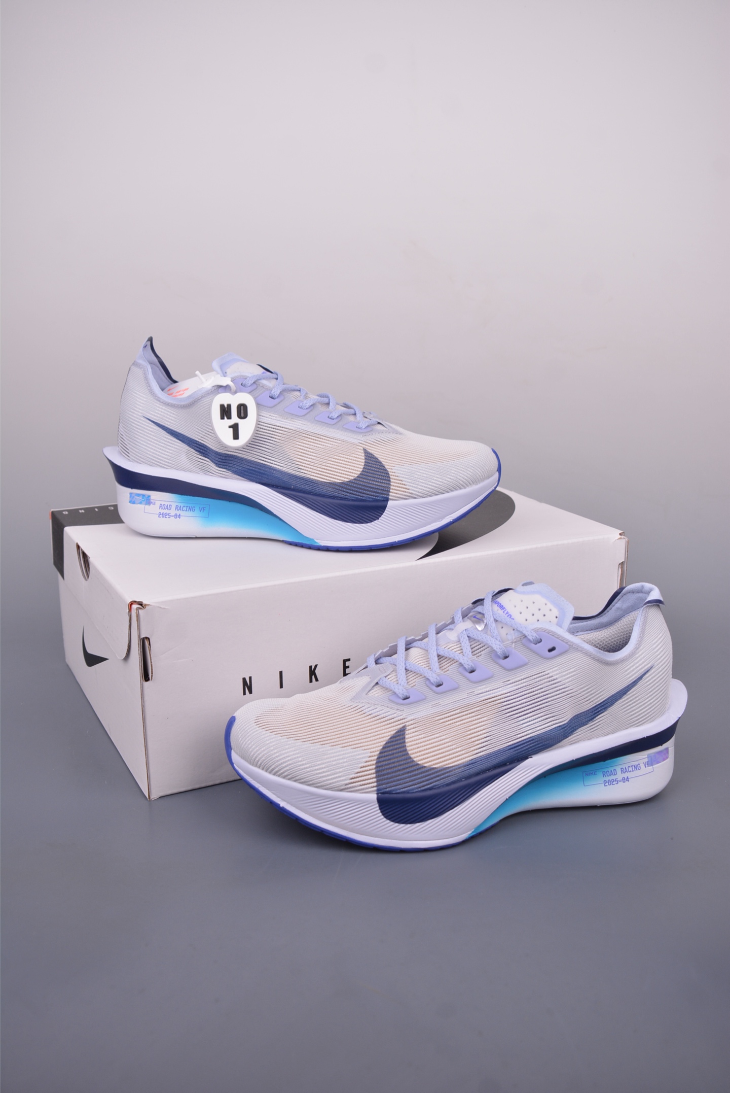 Nike ZoomX Vaporfly NEXT减震马拉松跑步鞋  HF6413-001